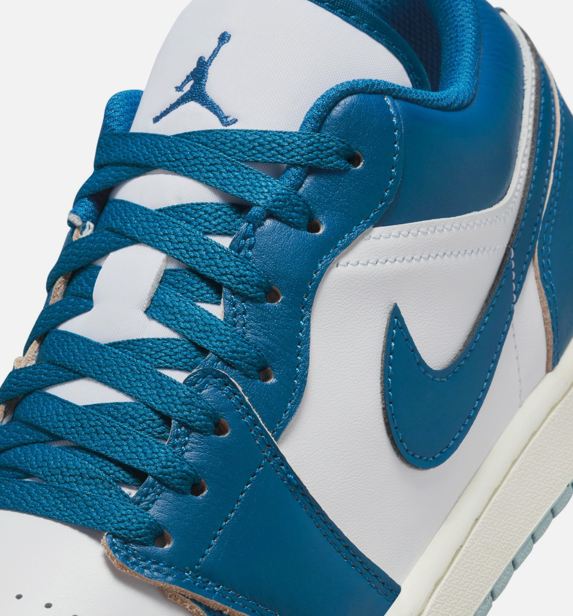 Air Jordan 1 Low SE Industrial Blue Mens Lifestyle Shoe - White/Blue Grey/Sail/Industrial Blue