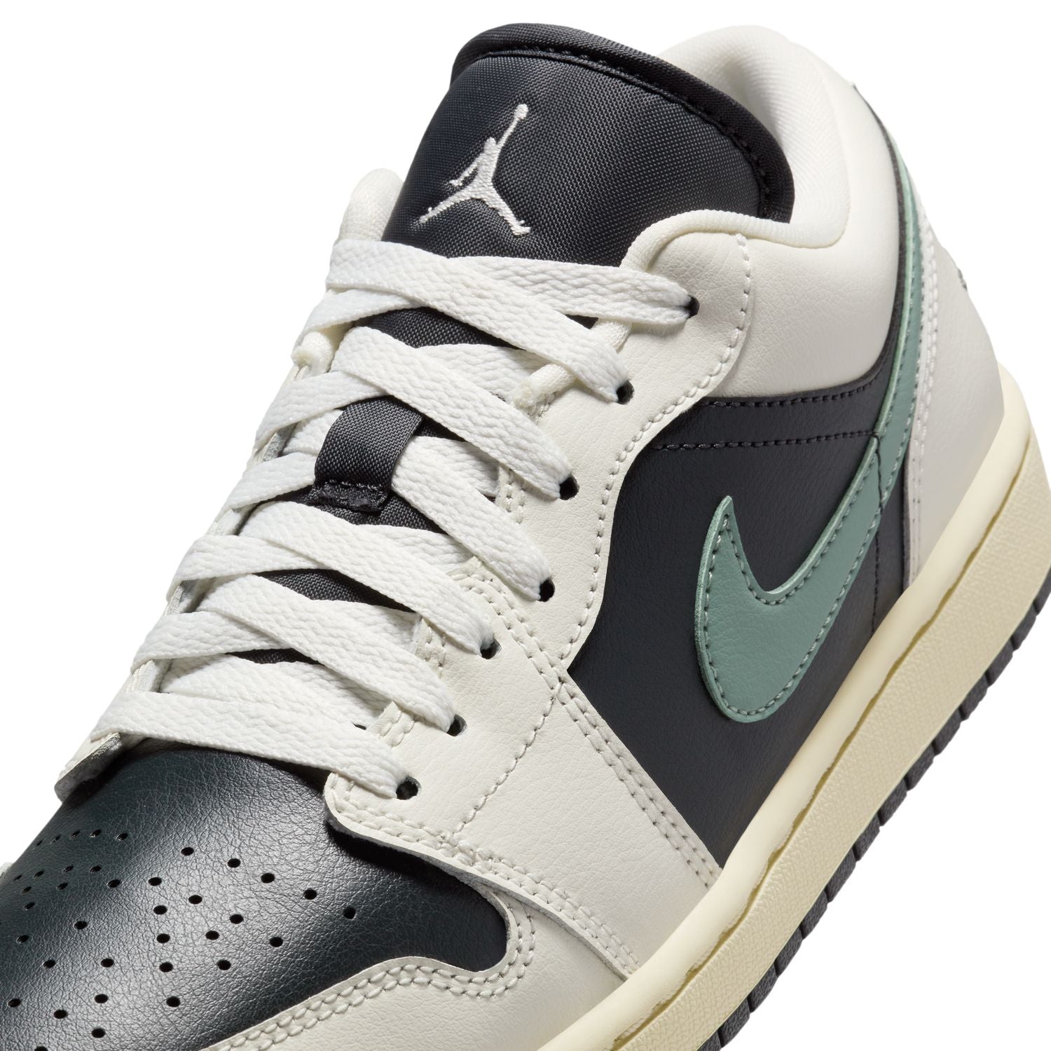 Wmns Air Jordan 1 Low 'Jade Smoke’