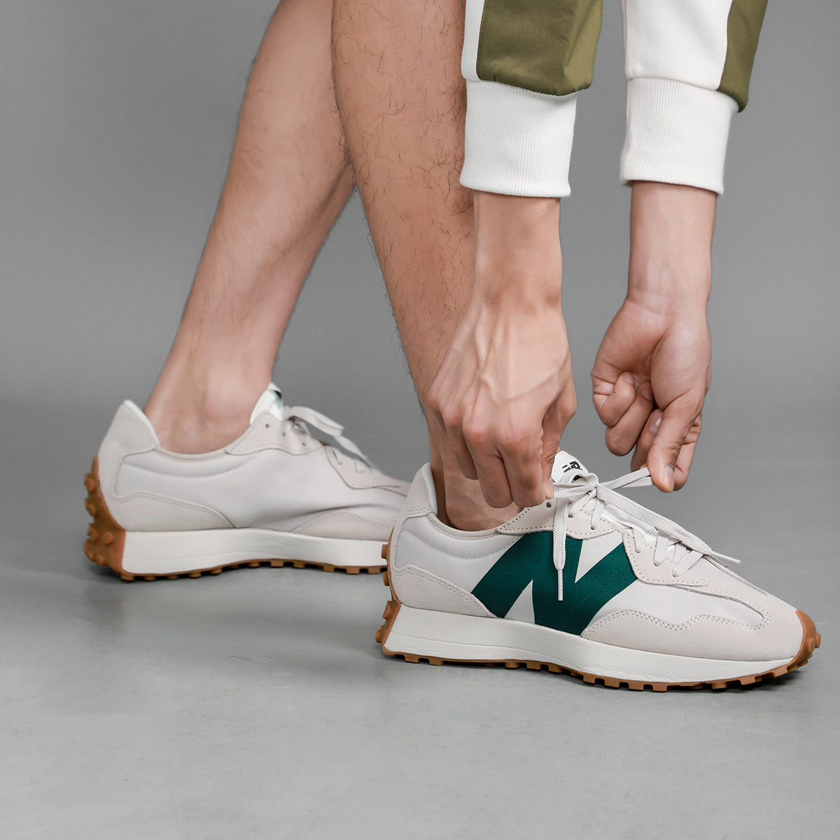 New Balance 327 'Timberwolf Nightwatch Green' MS327HR1