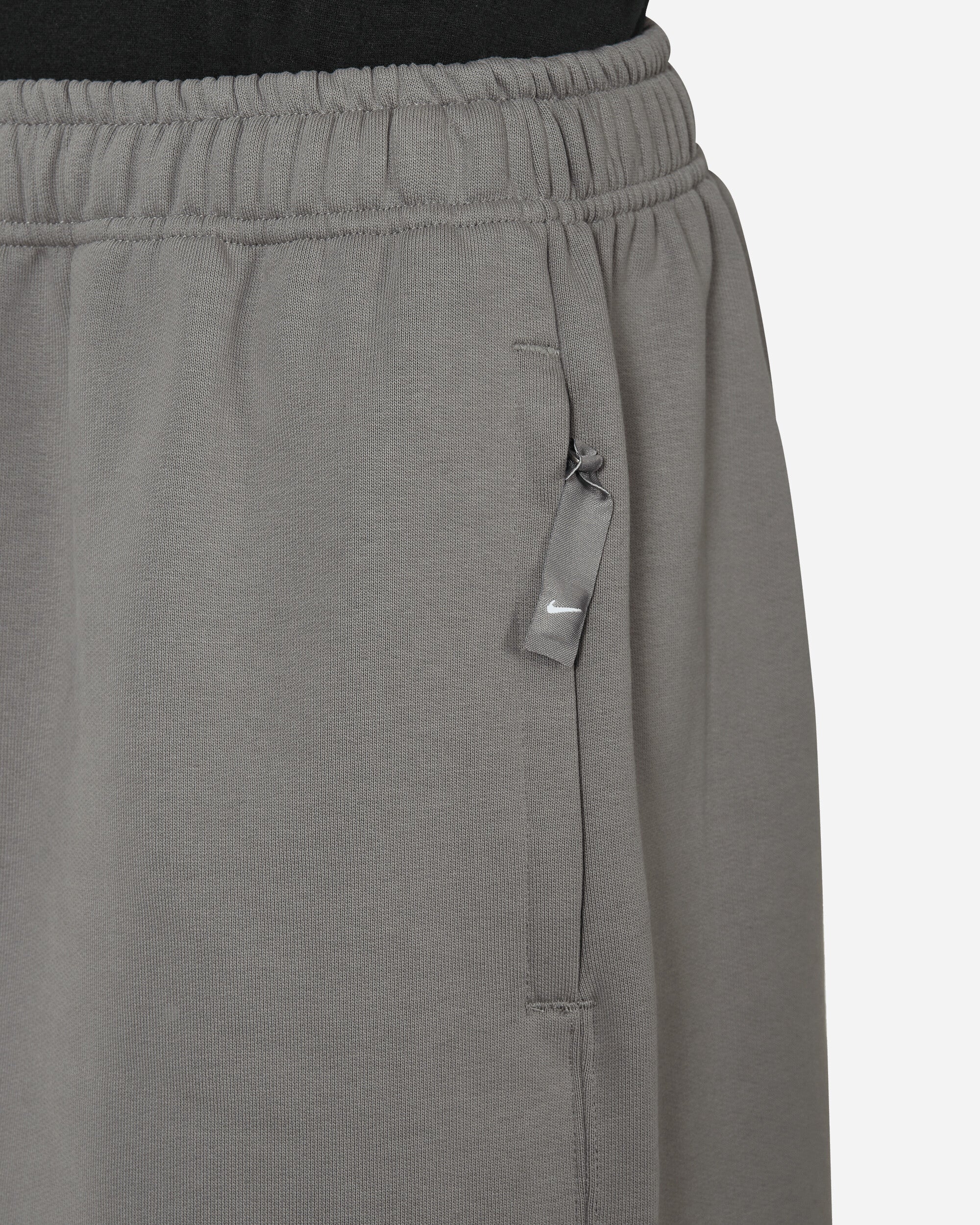 Solo Swoosh French Terry Shorts Flat Pewter