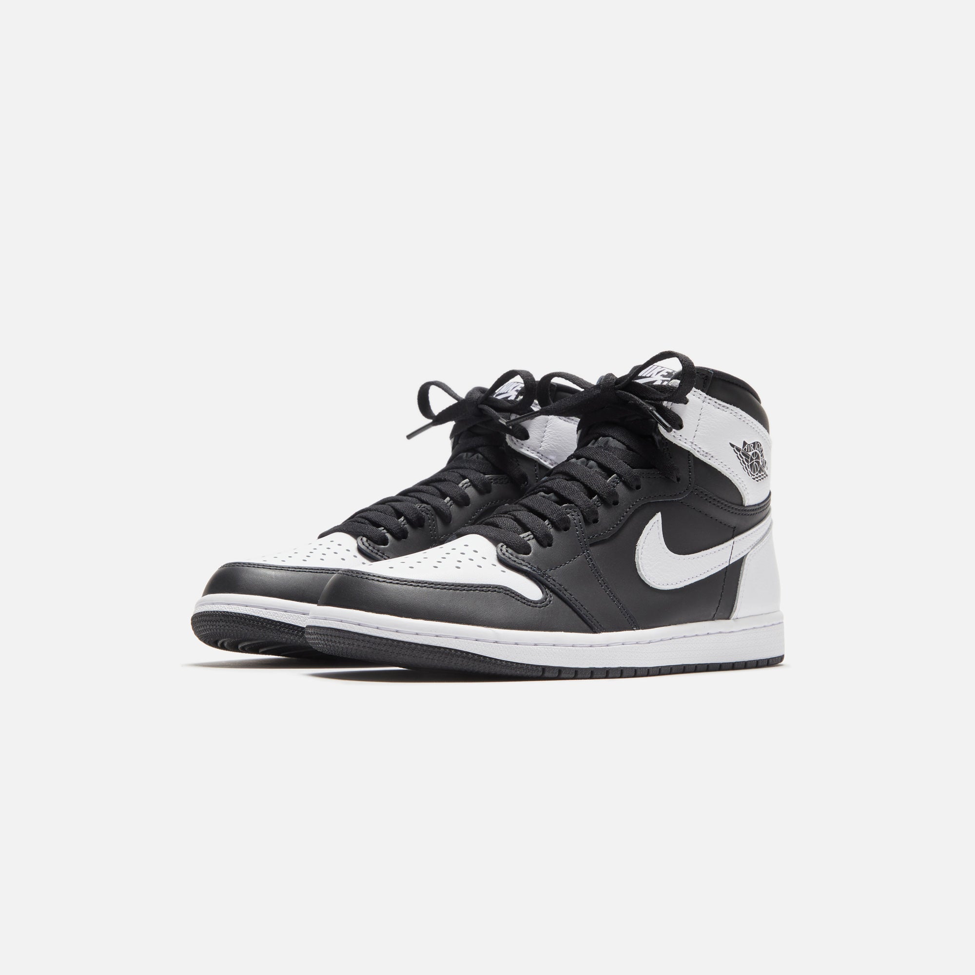 Nike Air Jordan 1 Retro High OG - Black / White / White