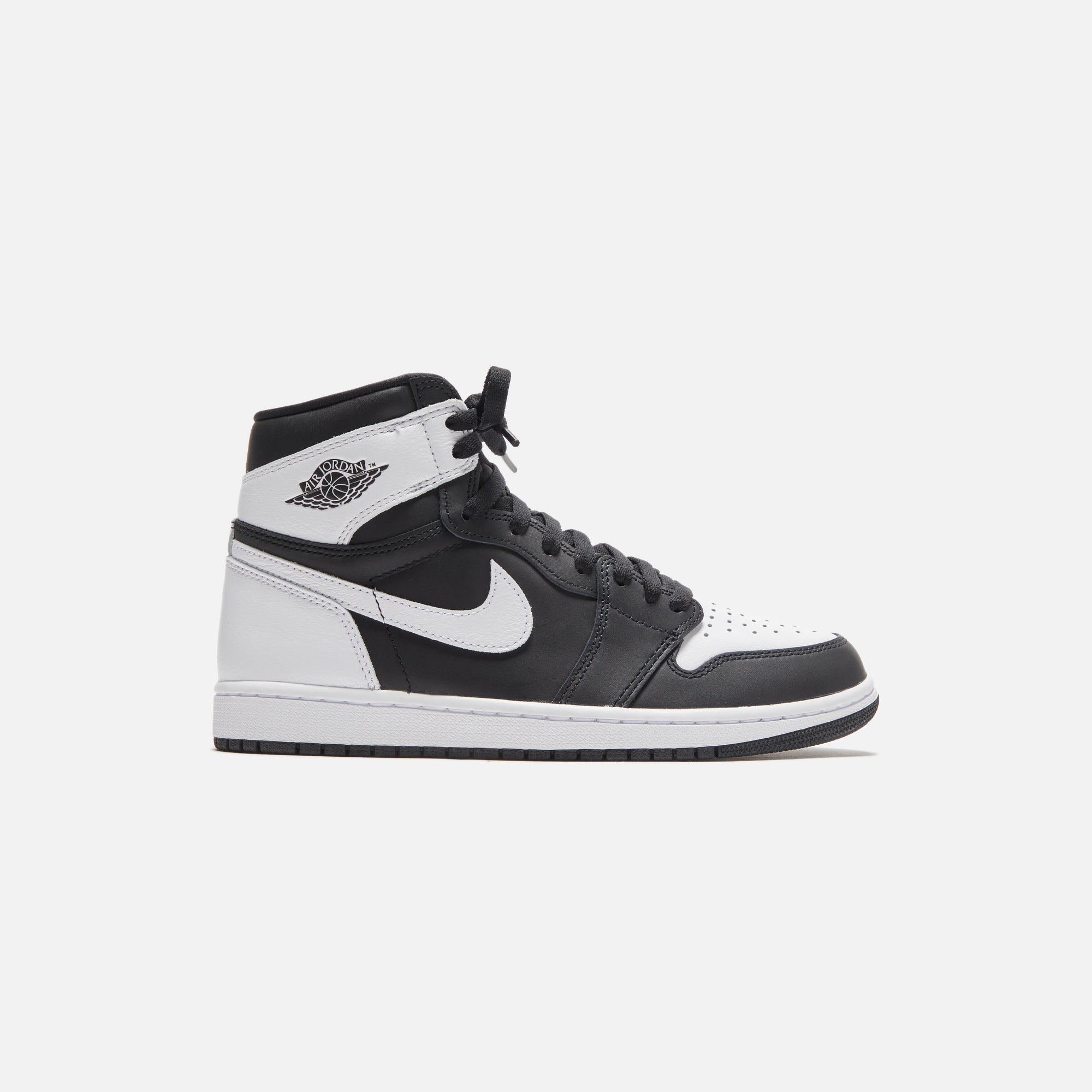 Nike Air Jordan 1 Retro High OG - Black / White / White