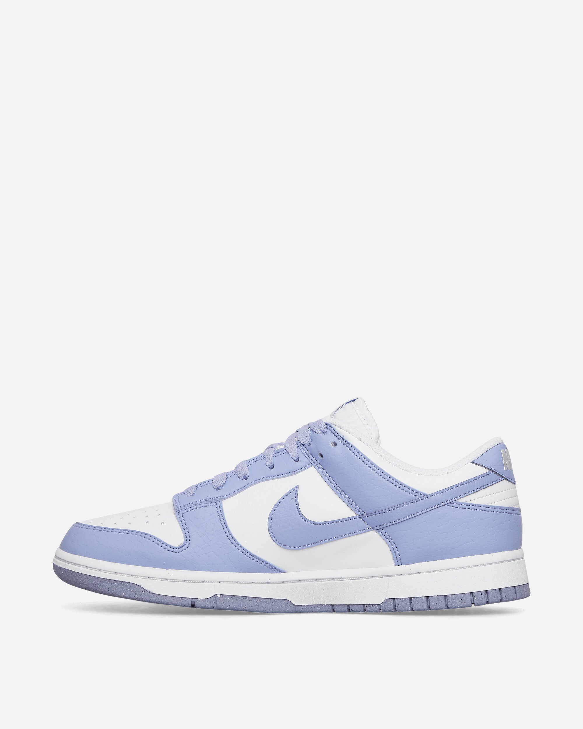 WMNS Dunk Low Next Nature Sneakers White / Light Thistle