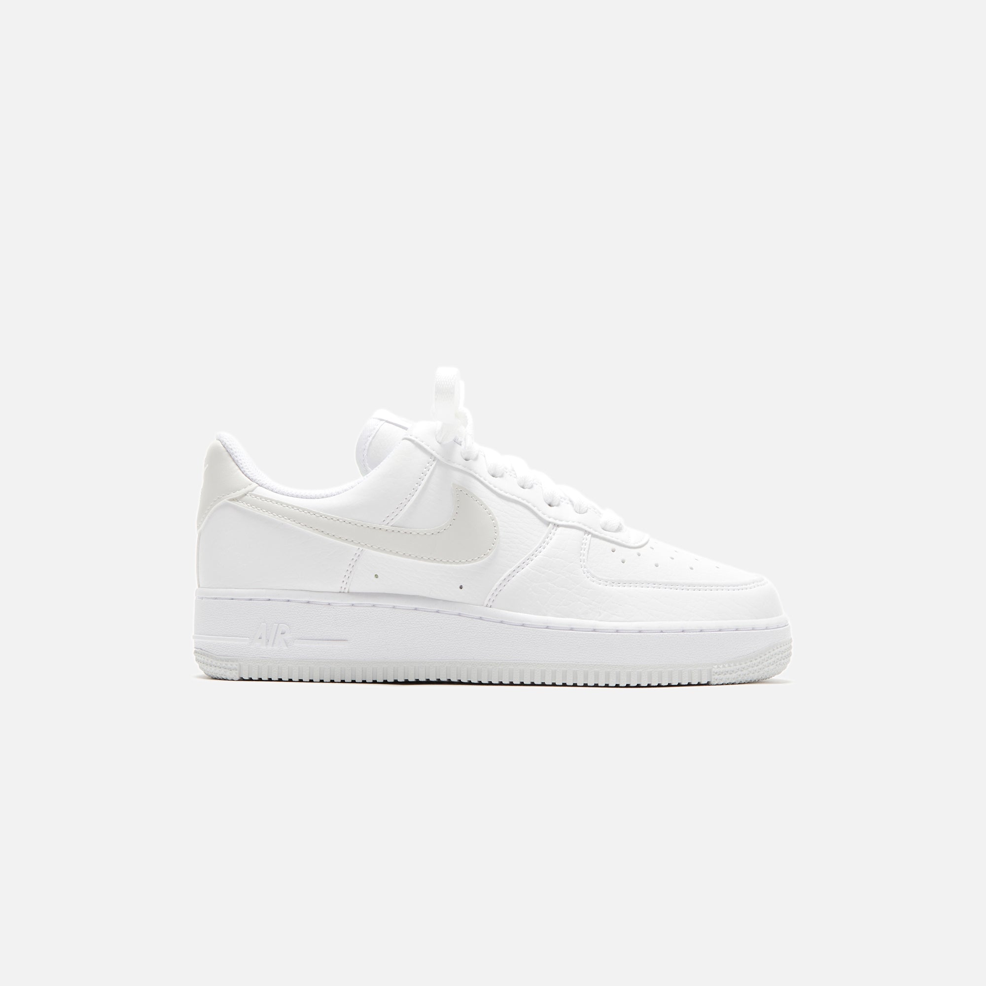 Nike WMNS Air Force 1 '07 SE - White / Photon Dust / White