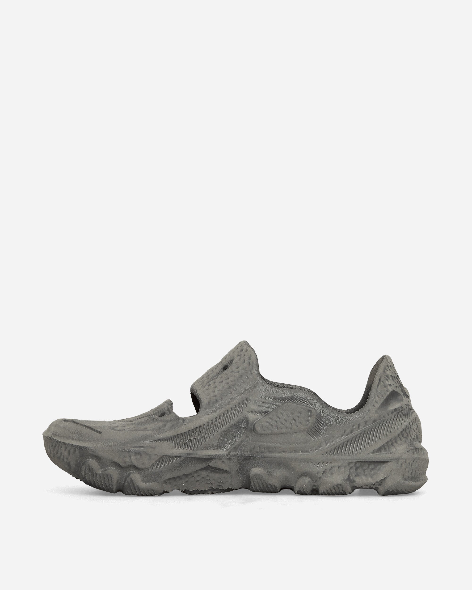 ISPA Universal Sneakers Smoke Grey