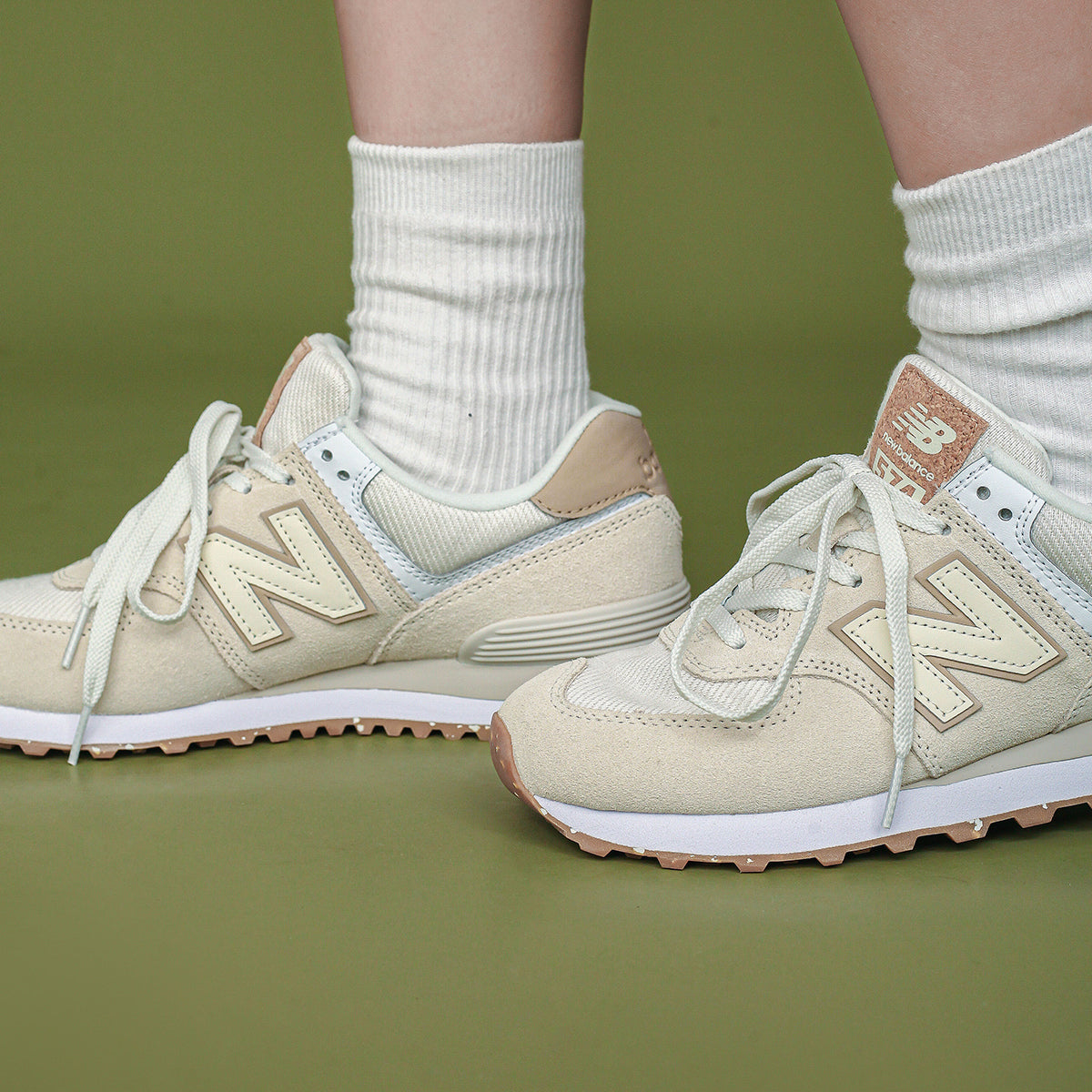 (WMNS) New Balance 574 'Angora Incense' WL574SL2