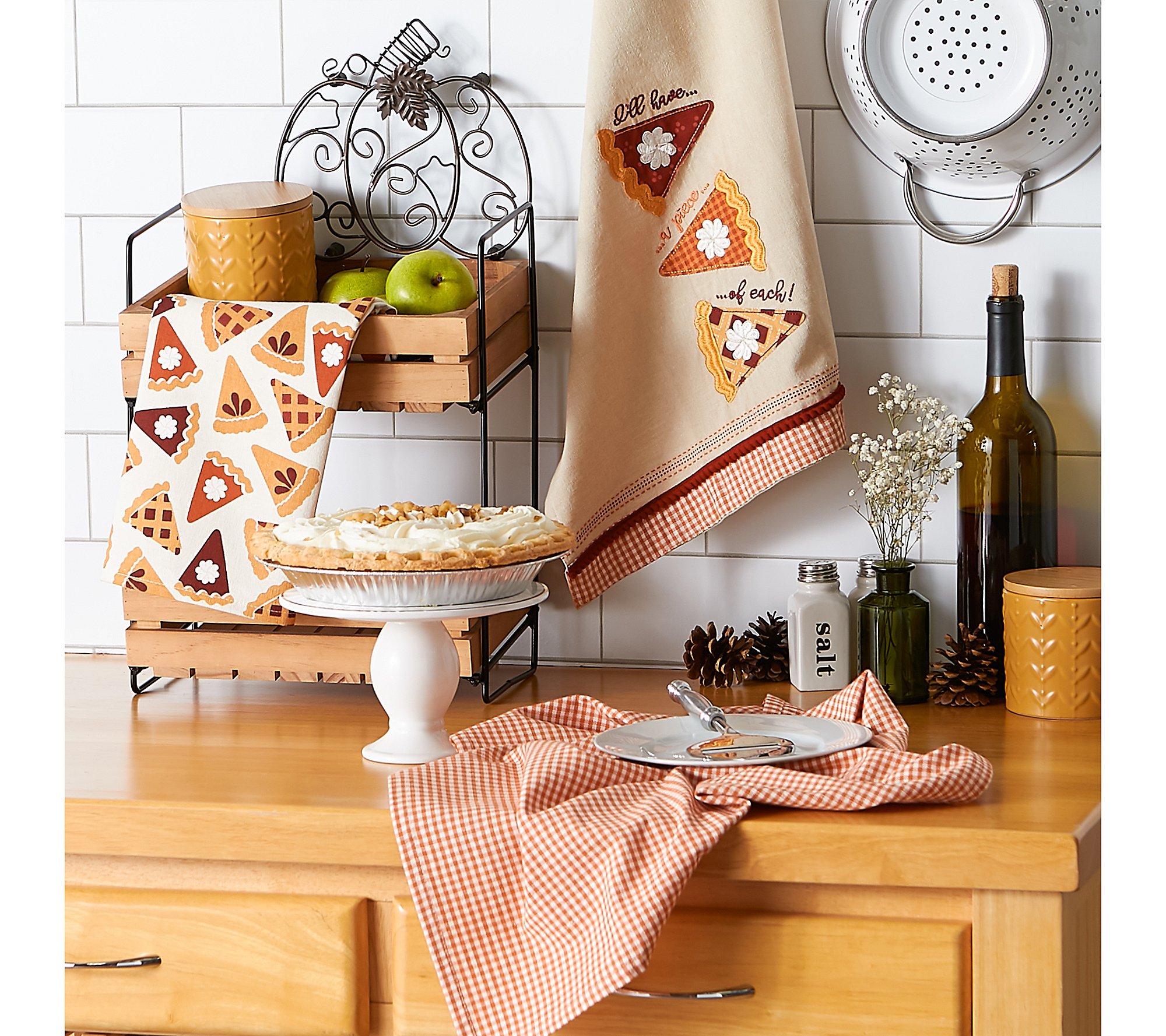 Design Imports Set of 3 Assorted Pie Slice  Kit chen Towels
