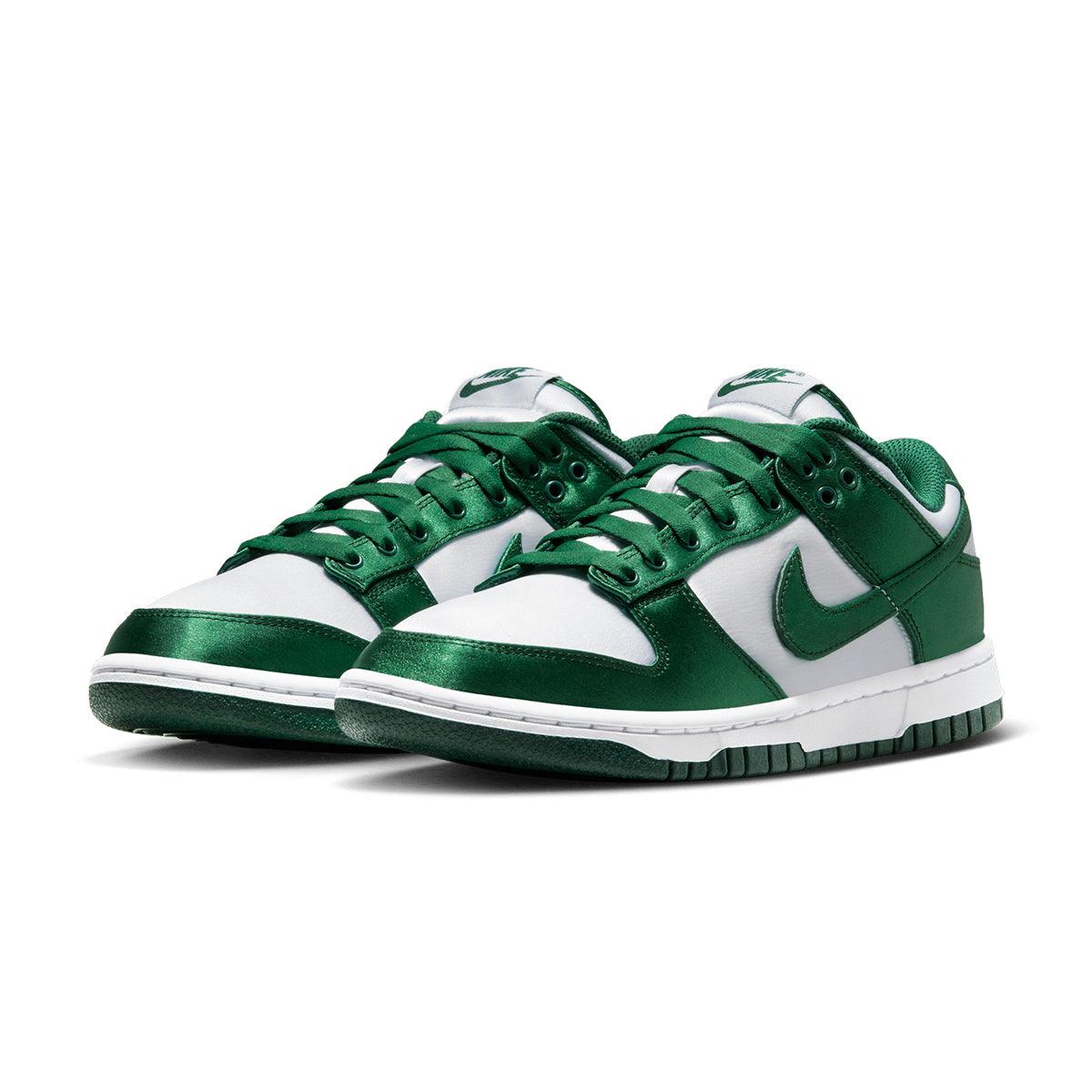 Wmns Dunk Low Essential 'Satin Green'