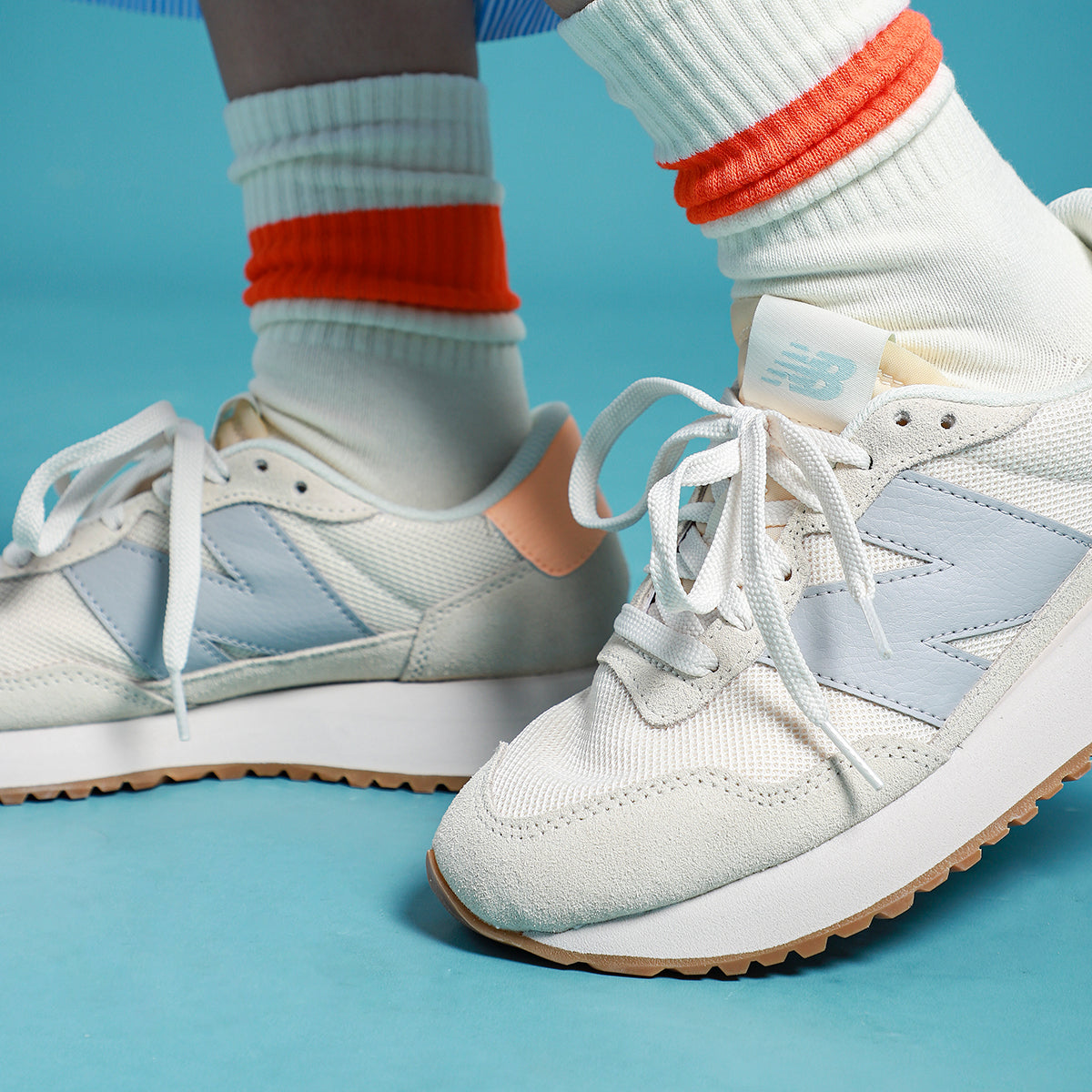 (WMNS) New Balance 237 'Angora Light Mango' WS237HN1