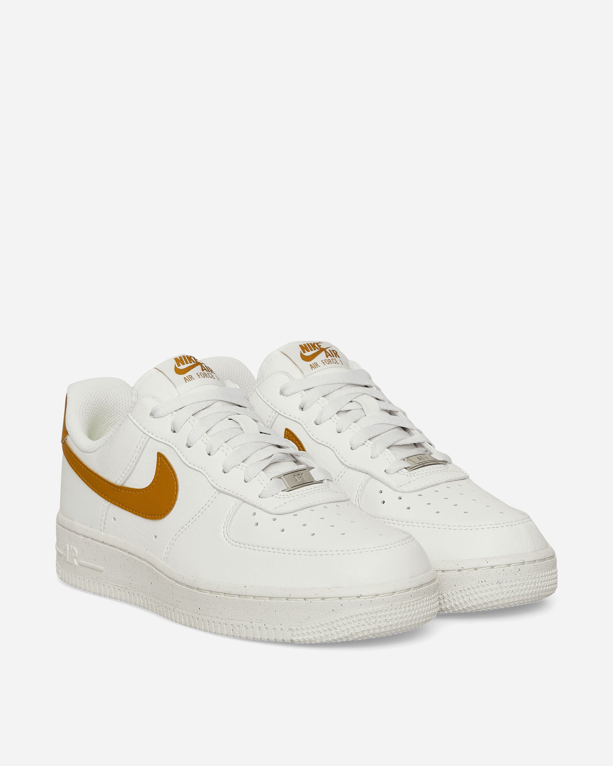 WMNS Air Force 1 '07 SE Sneakers Summit White / Bronzine