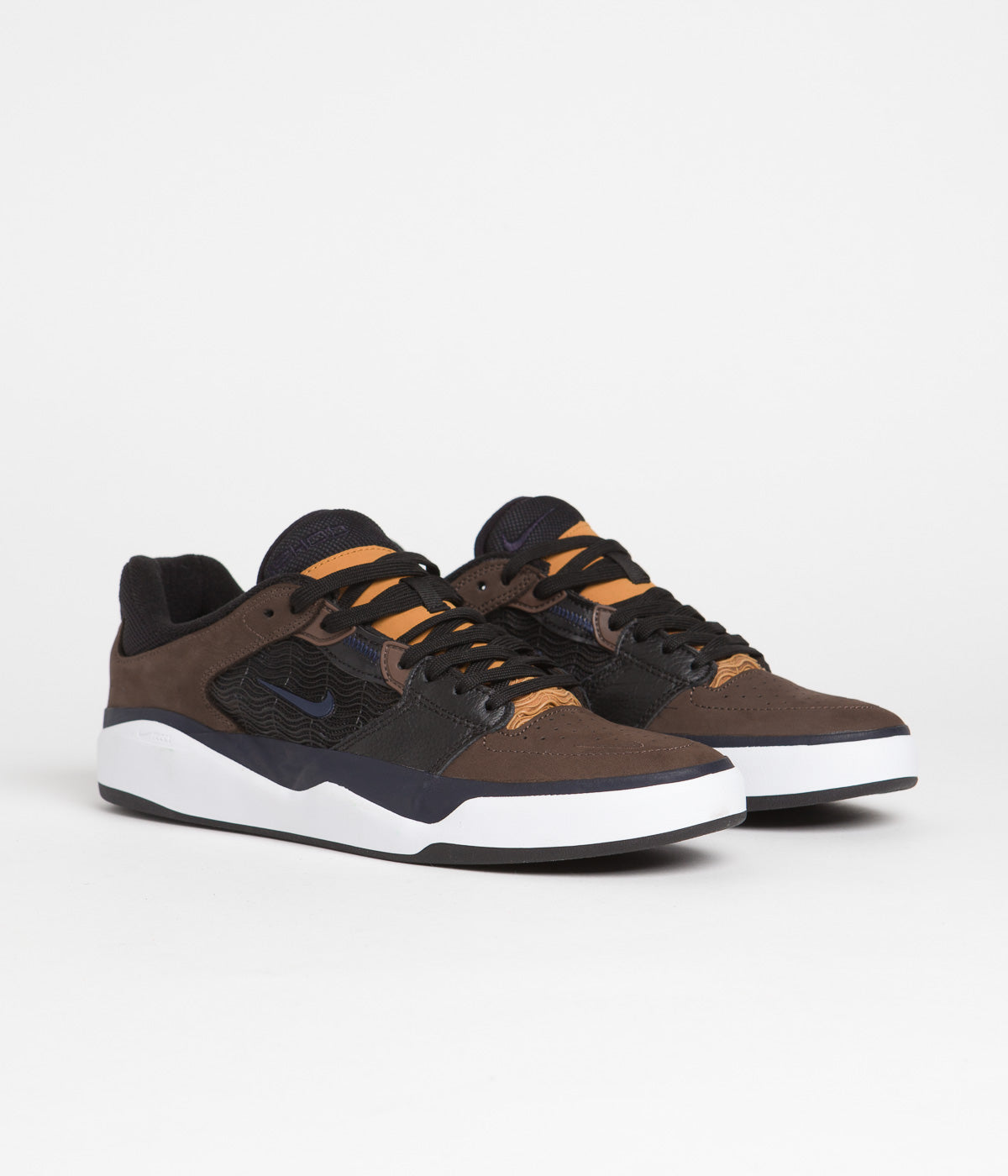 Nike SB Ishod Premium Shoes - Baroque Brown / Obsidian - Black