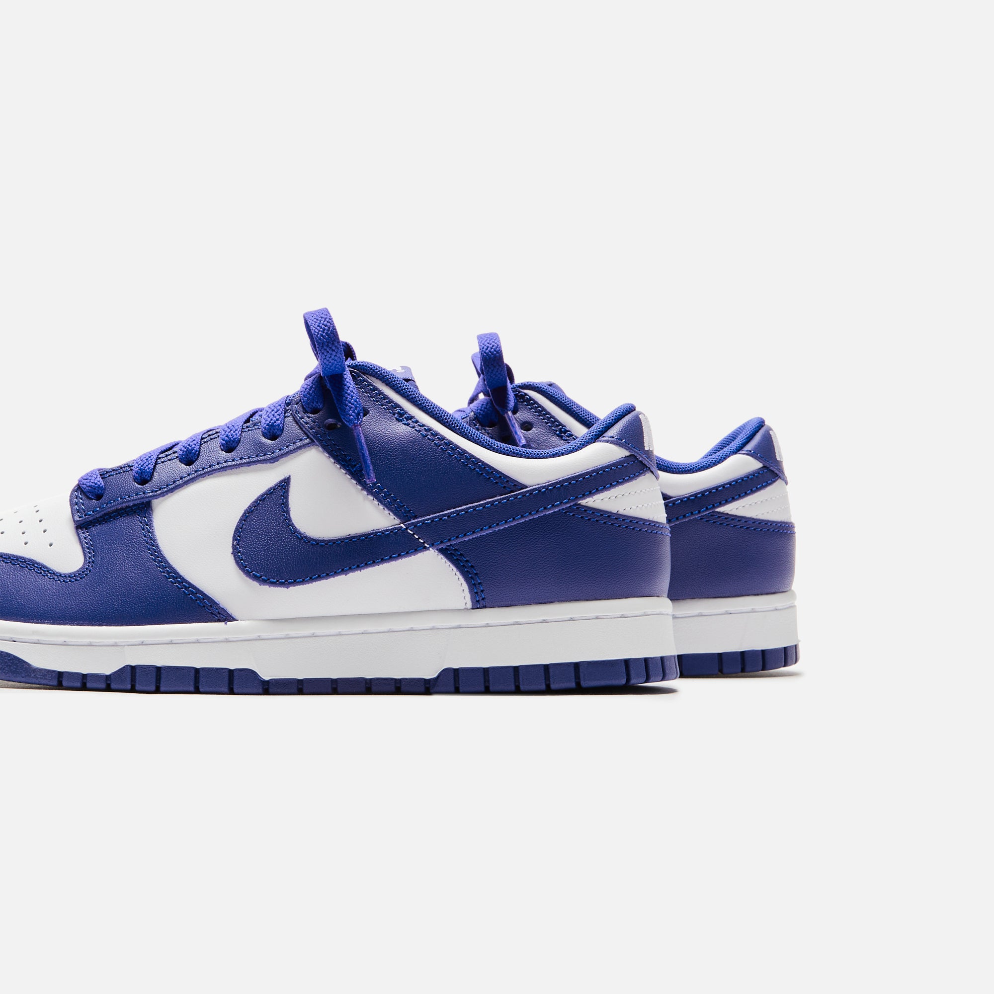 Nike Dunk Low Retro - White / Concord / University Red