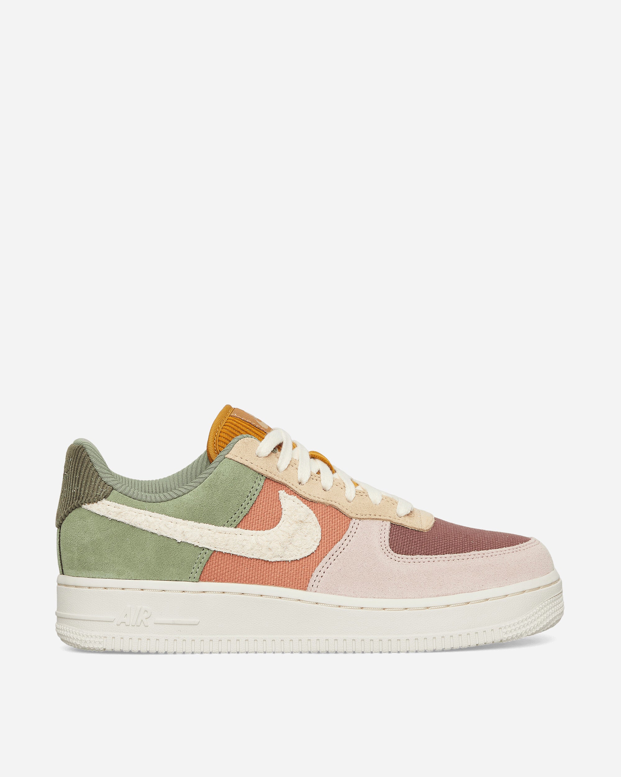 WMNS Air Force 1 '07 LX Sneakers Oil Green / Pale Ivory