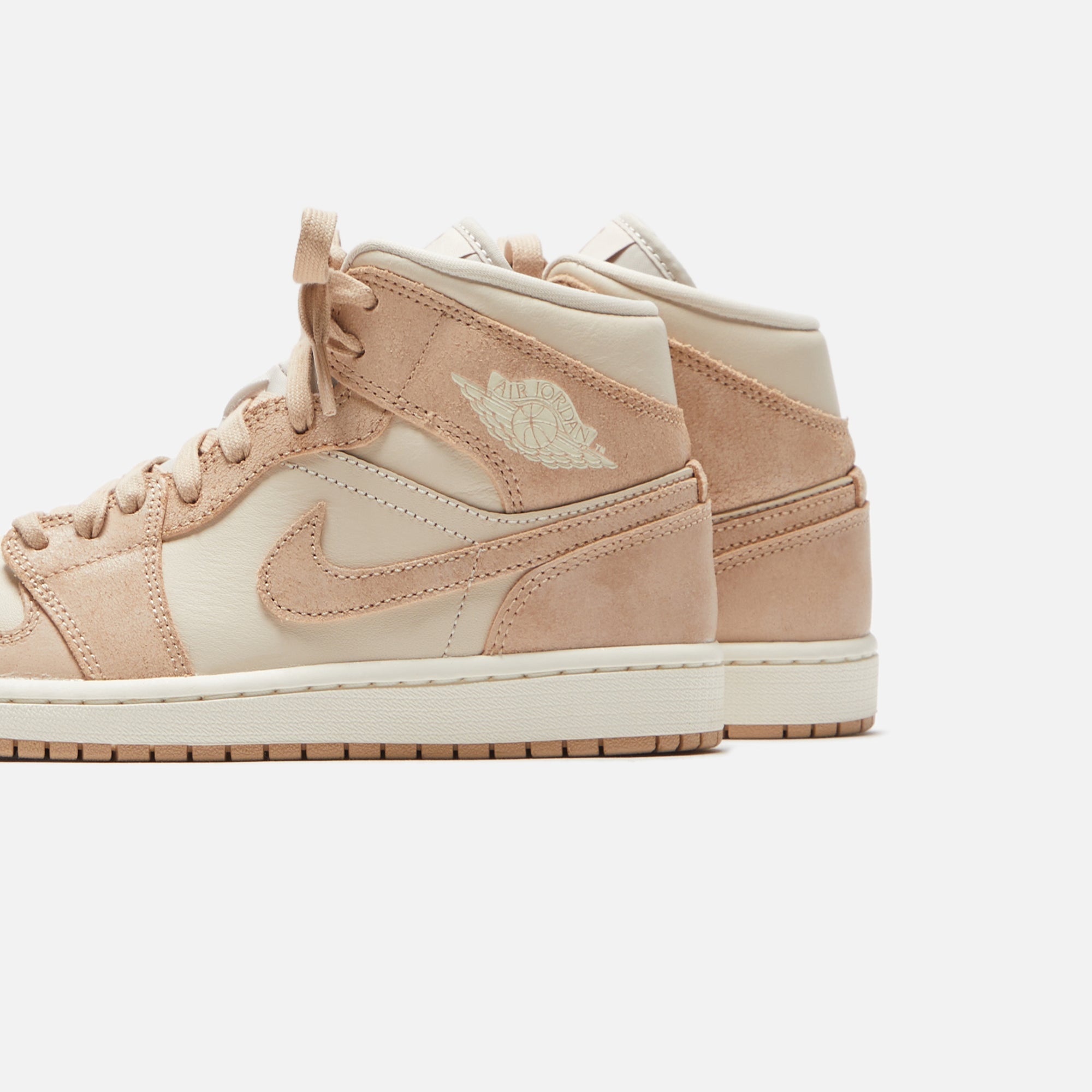 Nike Air Jordan 1 Mid SE - Legend Light Brown / Sail / Legend Medium Brown