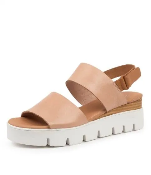 Runa Leather Sandals - Tan