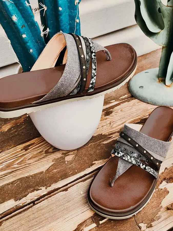 Women's Vintage Stud Colorblock Thong Canvas Flat Slippers