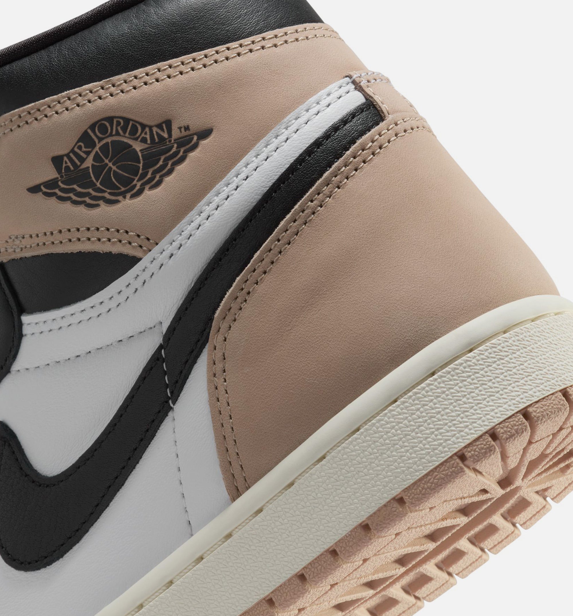 Air Jordan 1 High OG Latte Womens Lifestyle Shoe - Black/Legend Medium Brown/White/Sail