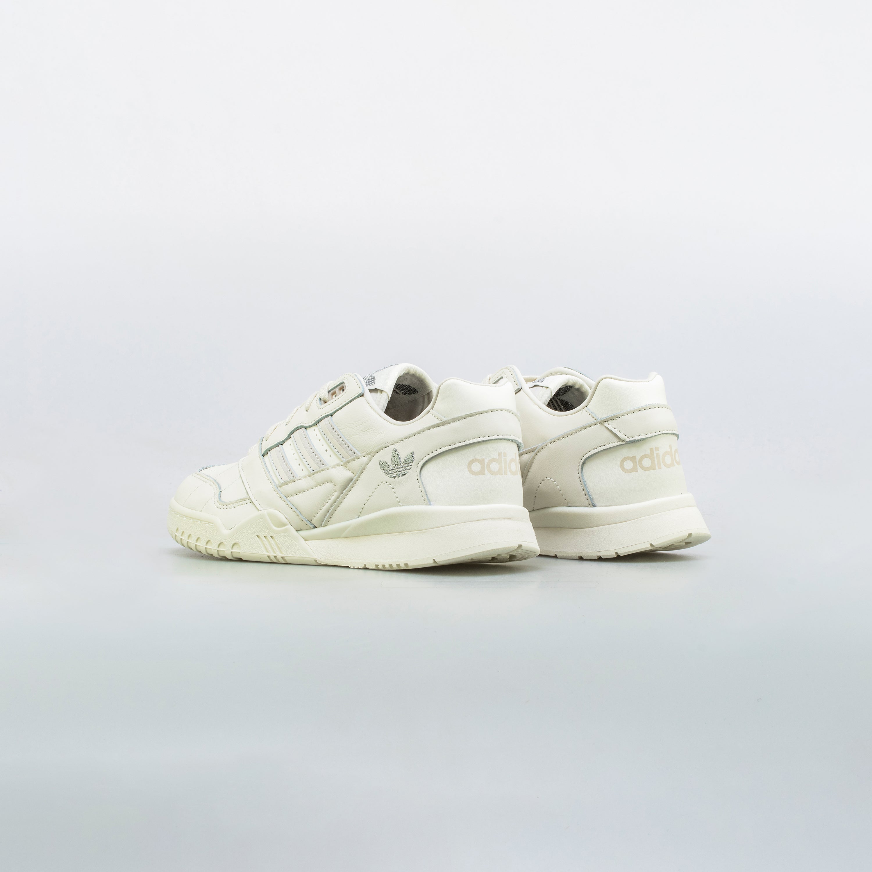 A.R. Trainer Womens Lifestyle Shoe - Bone/Off White