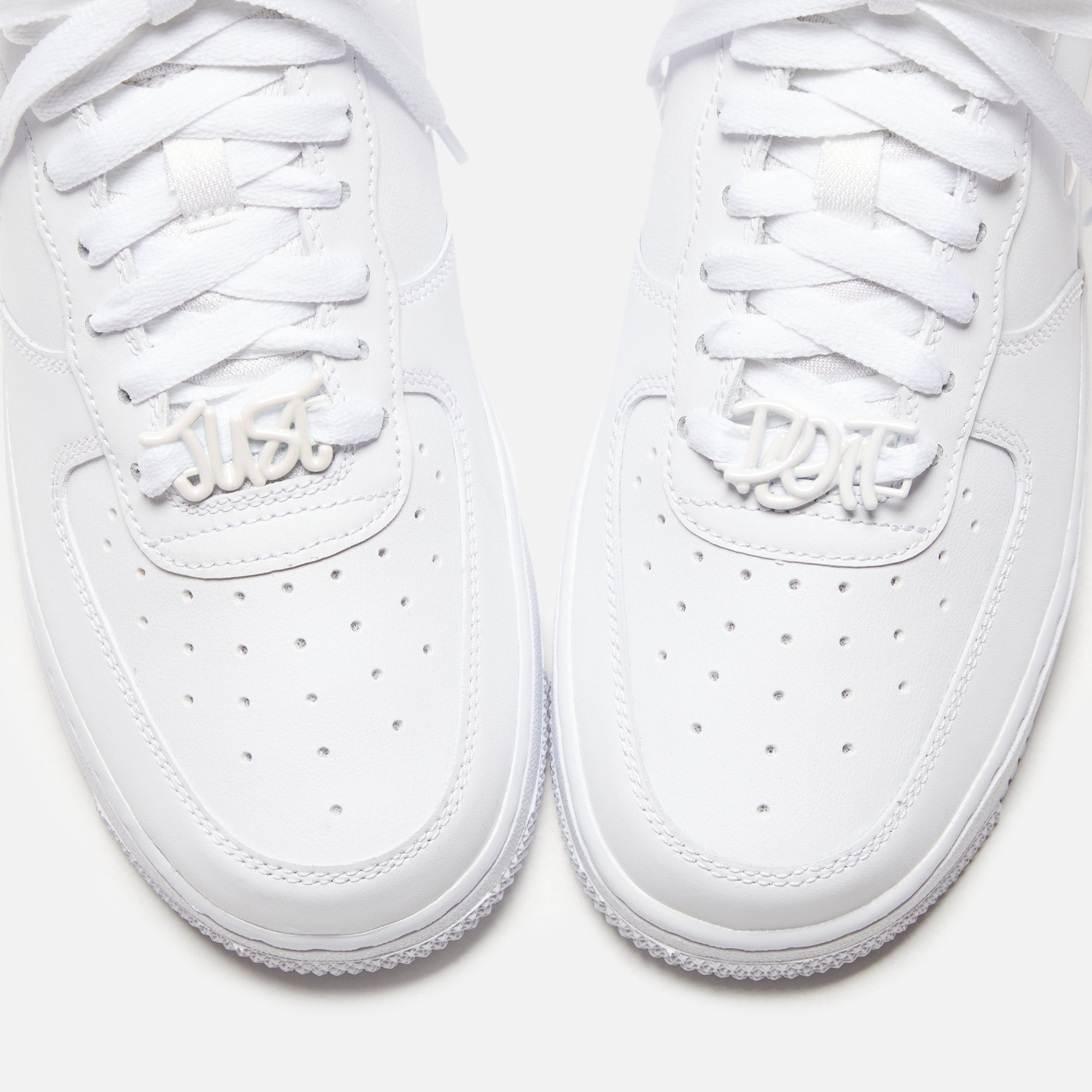 Nike WMNS Air Force 1 `07 SE - White / Multi / Color / Black