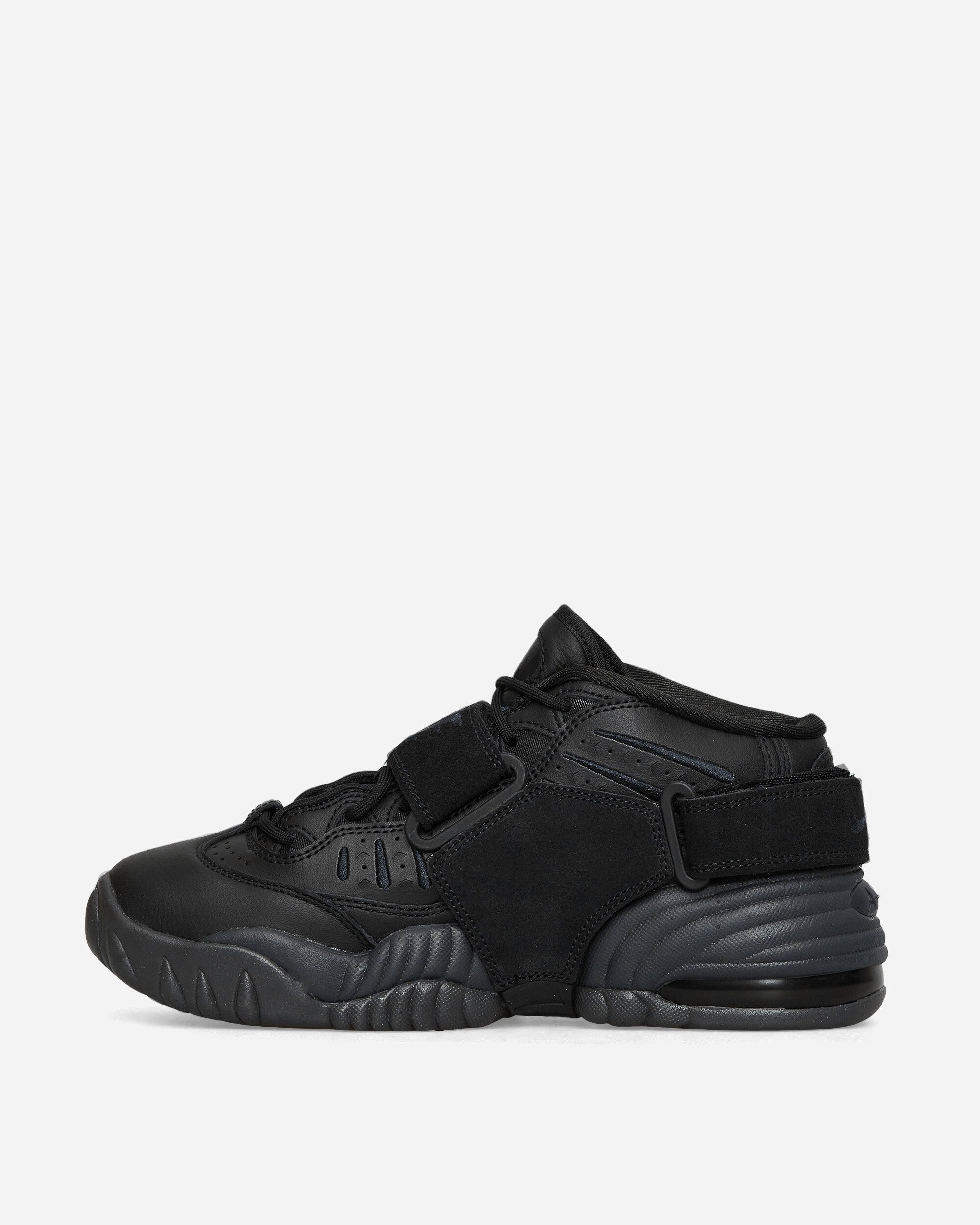 WMNS Air Adjust Force Sneakers Black / Dark Obsidian