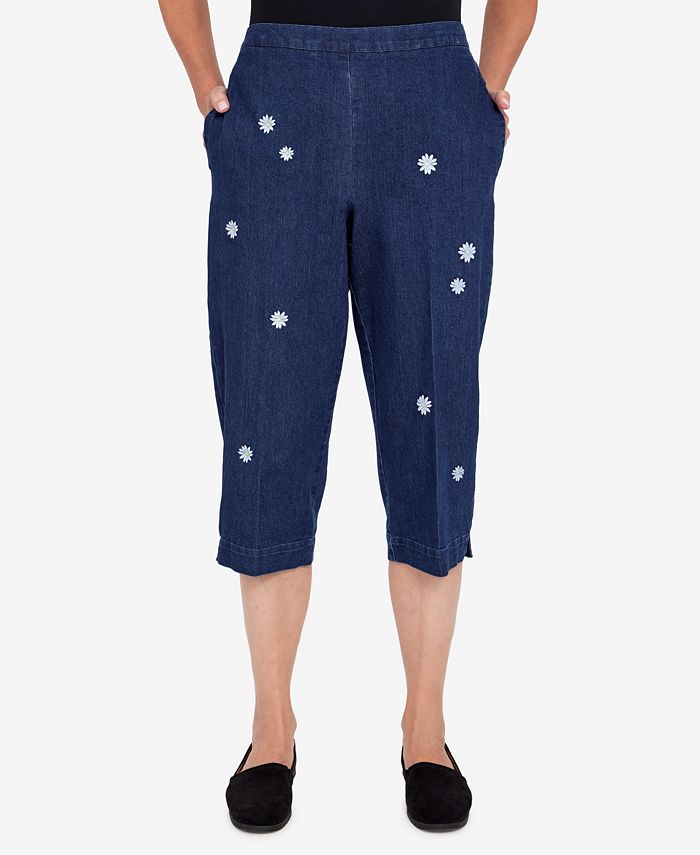 Women's Bright Idea Floral Embroidered Denim Capris