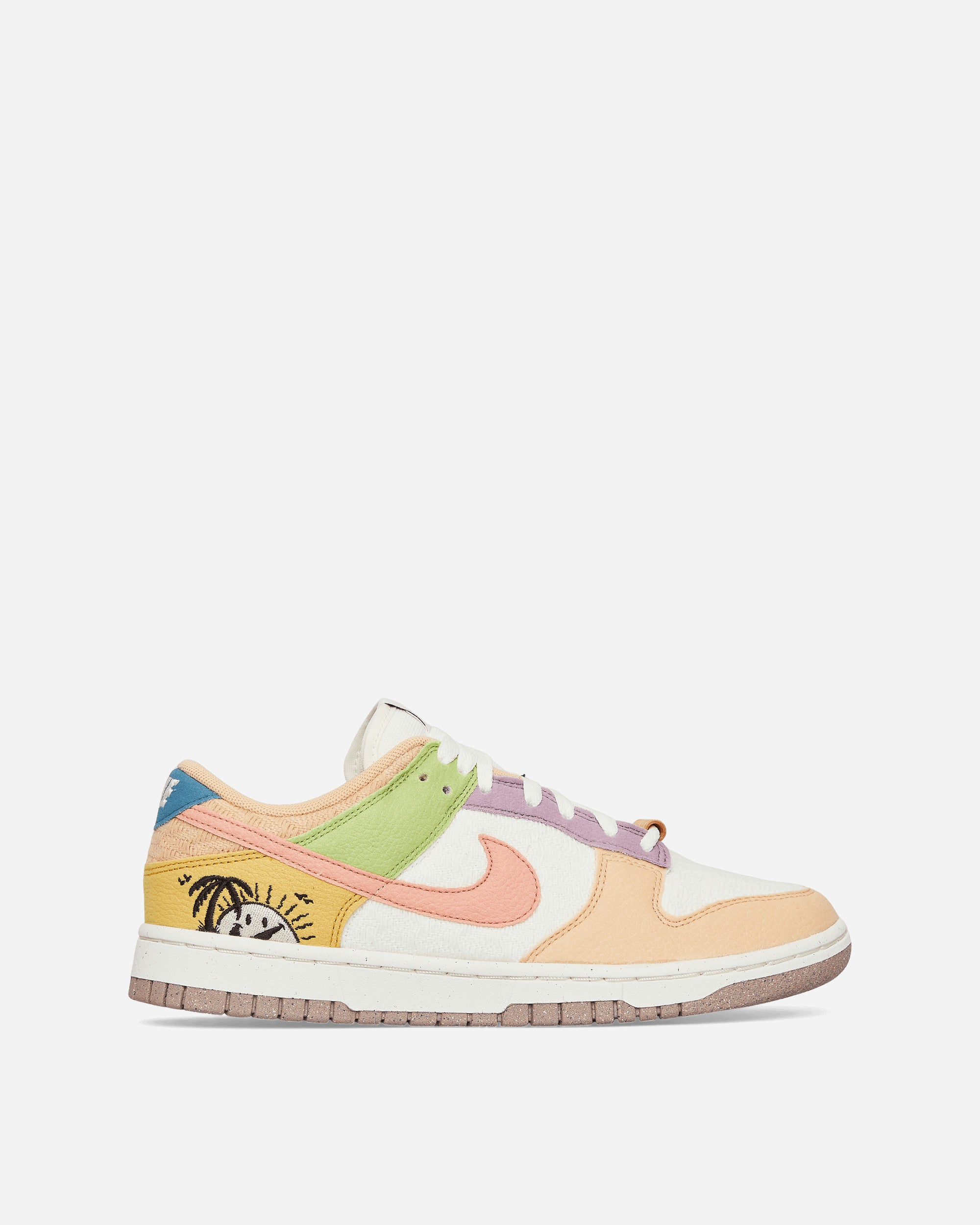 WMNS Dunk Low Sun Club Sneakers