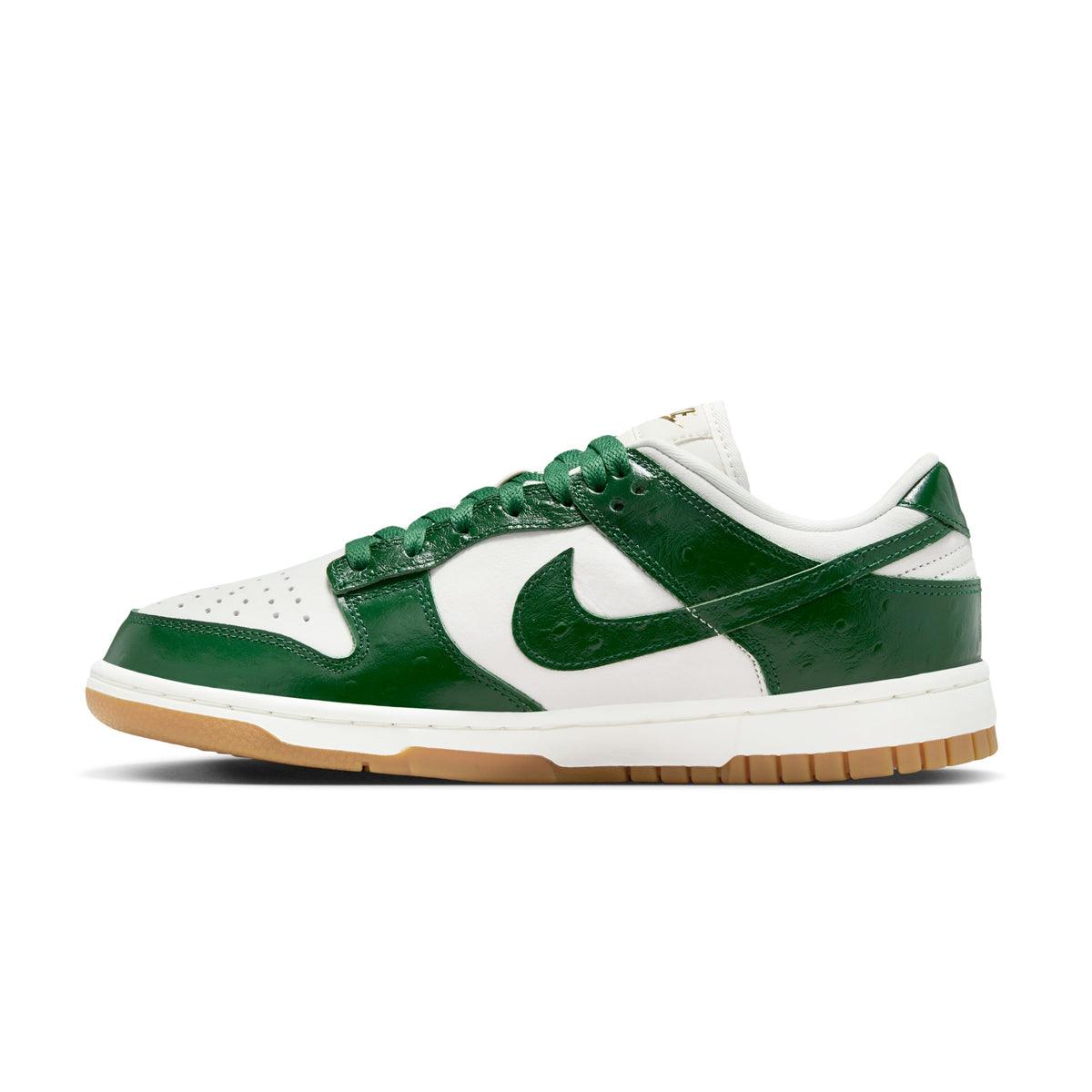 Wmns Dunk Low LX 'Gorge Green'