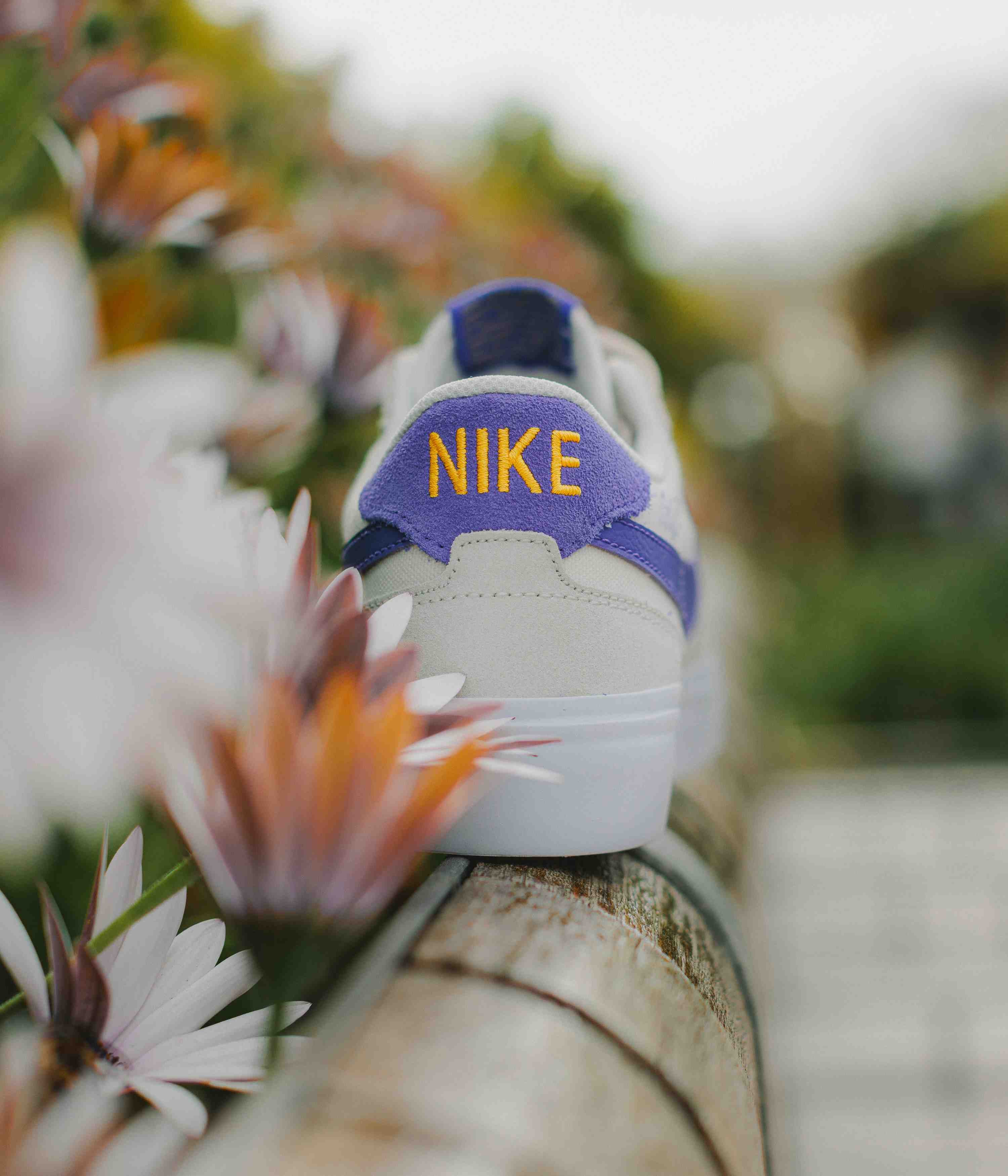 Nike SB Pogo Plus Shoes - Phantom / Persian Violet - Light Bone