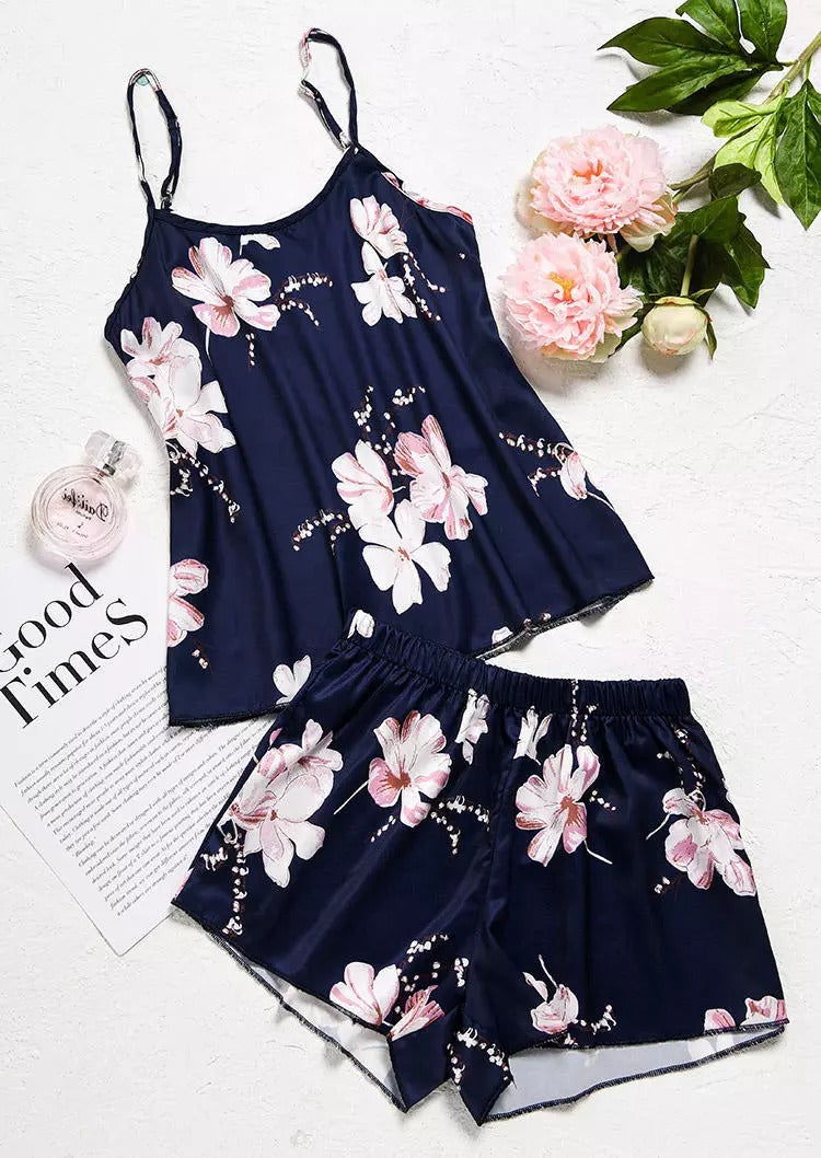 Floral Camisole And Shorts Pajamas Set