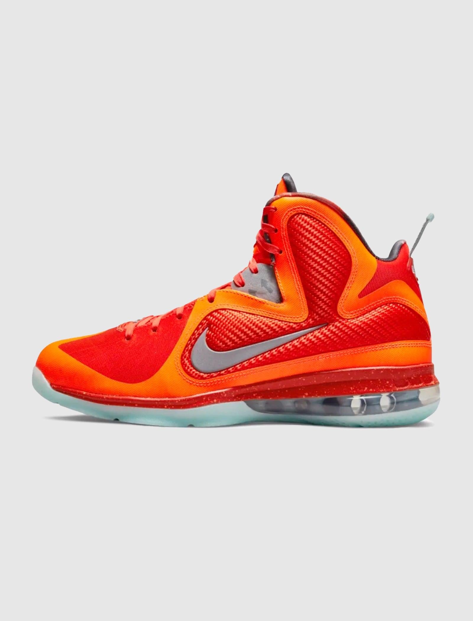 LEBRON 9 