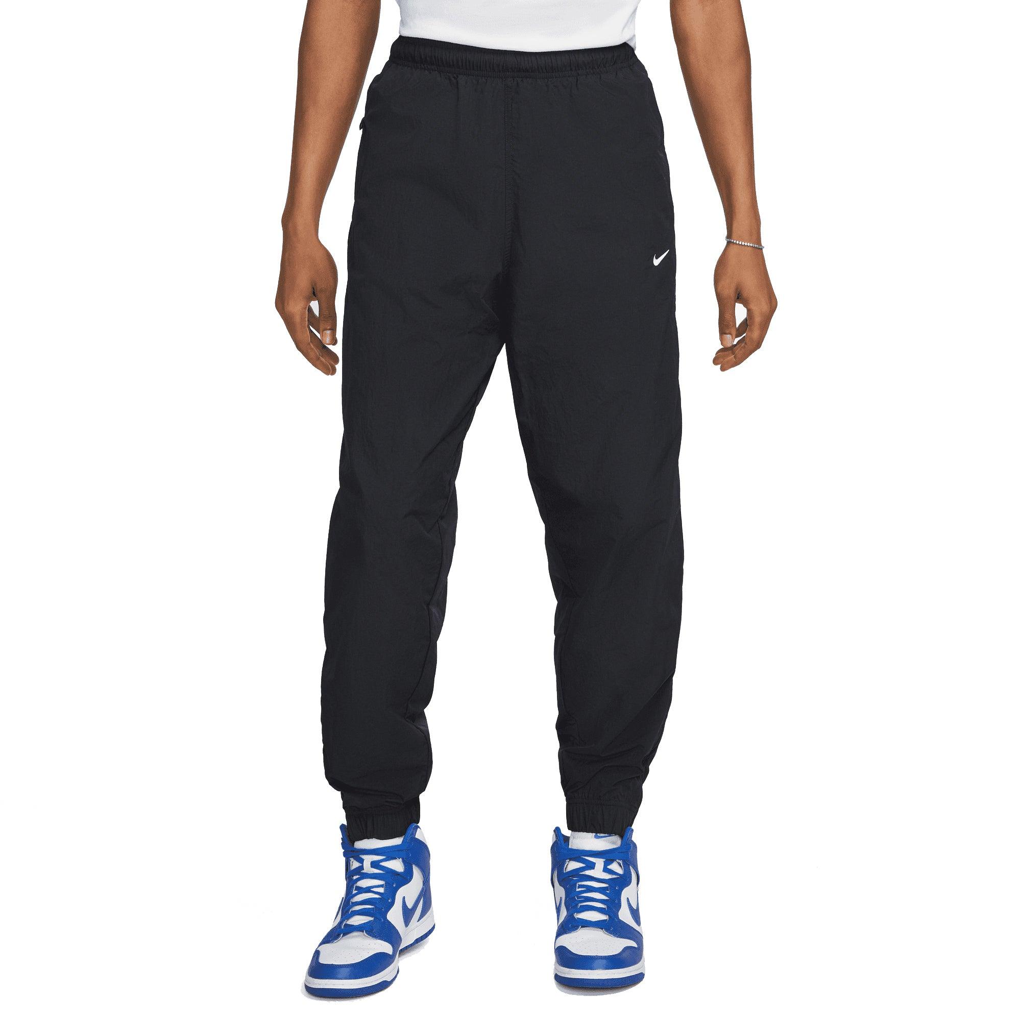 Solo Swoosh Track Pants 'Black'