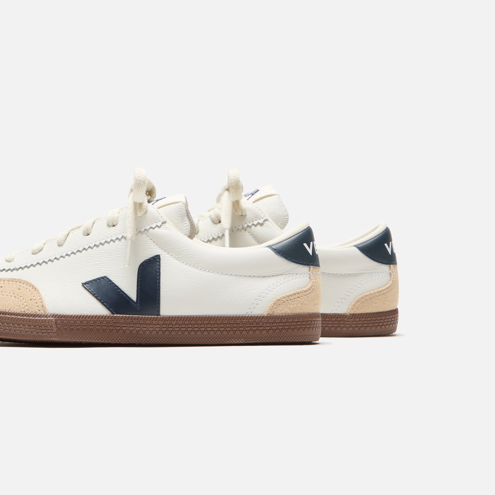 Veja Volley - White Nautico / Bark