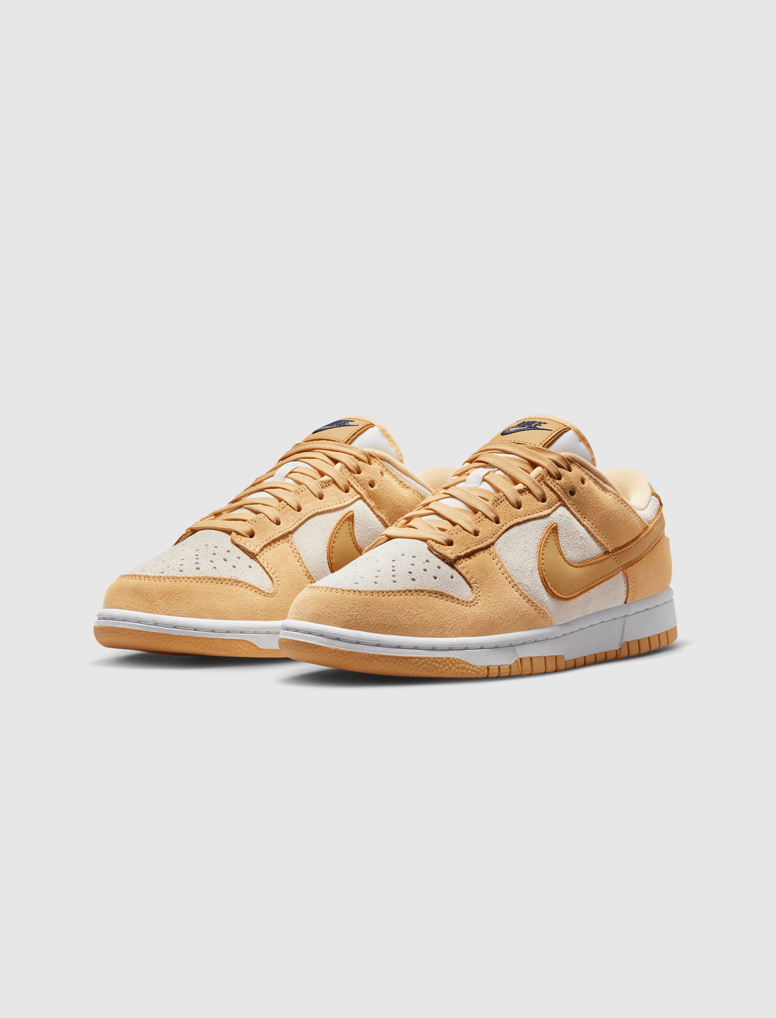 WOMEN'S DUNK LOW LX 