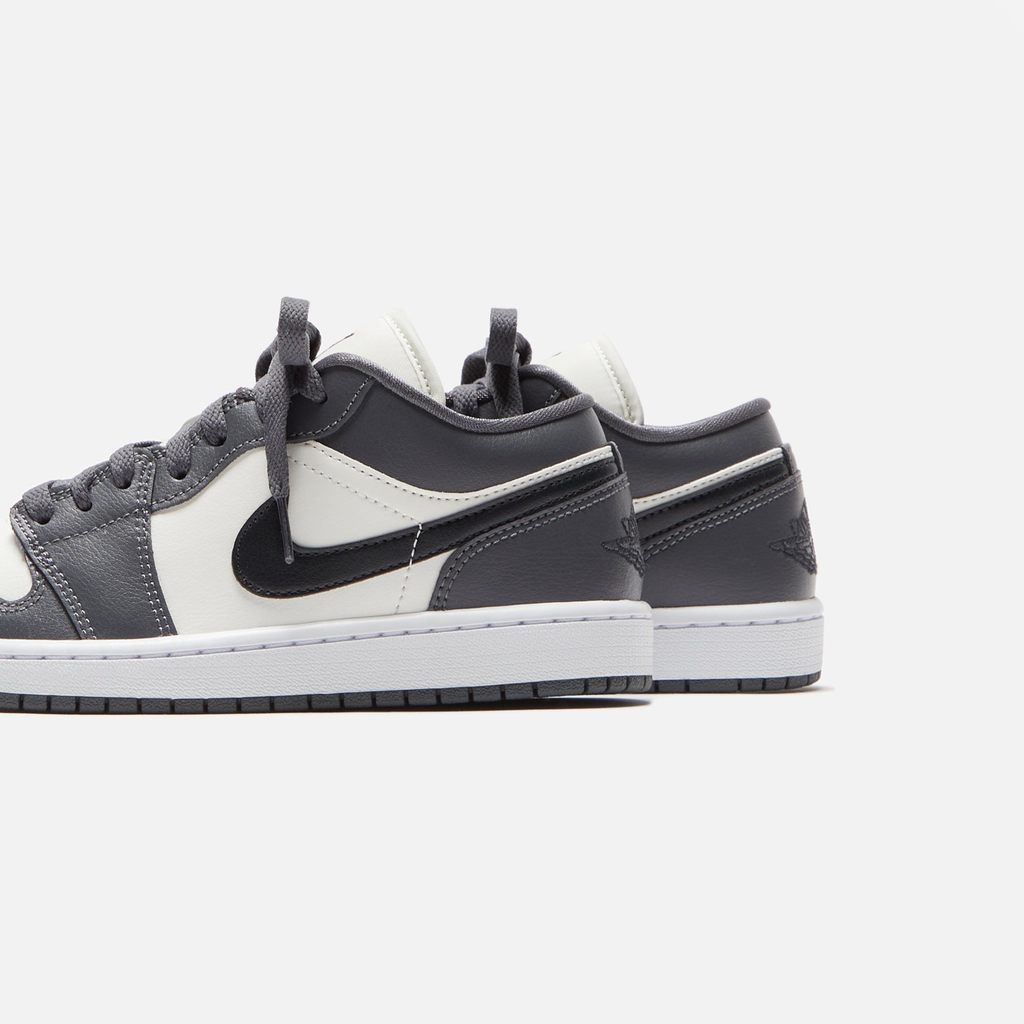 Nike WMNS Air Jordan 1 Low - Sail / Off Noir / Dark Grey / White