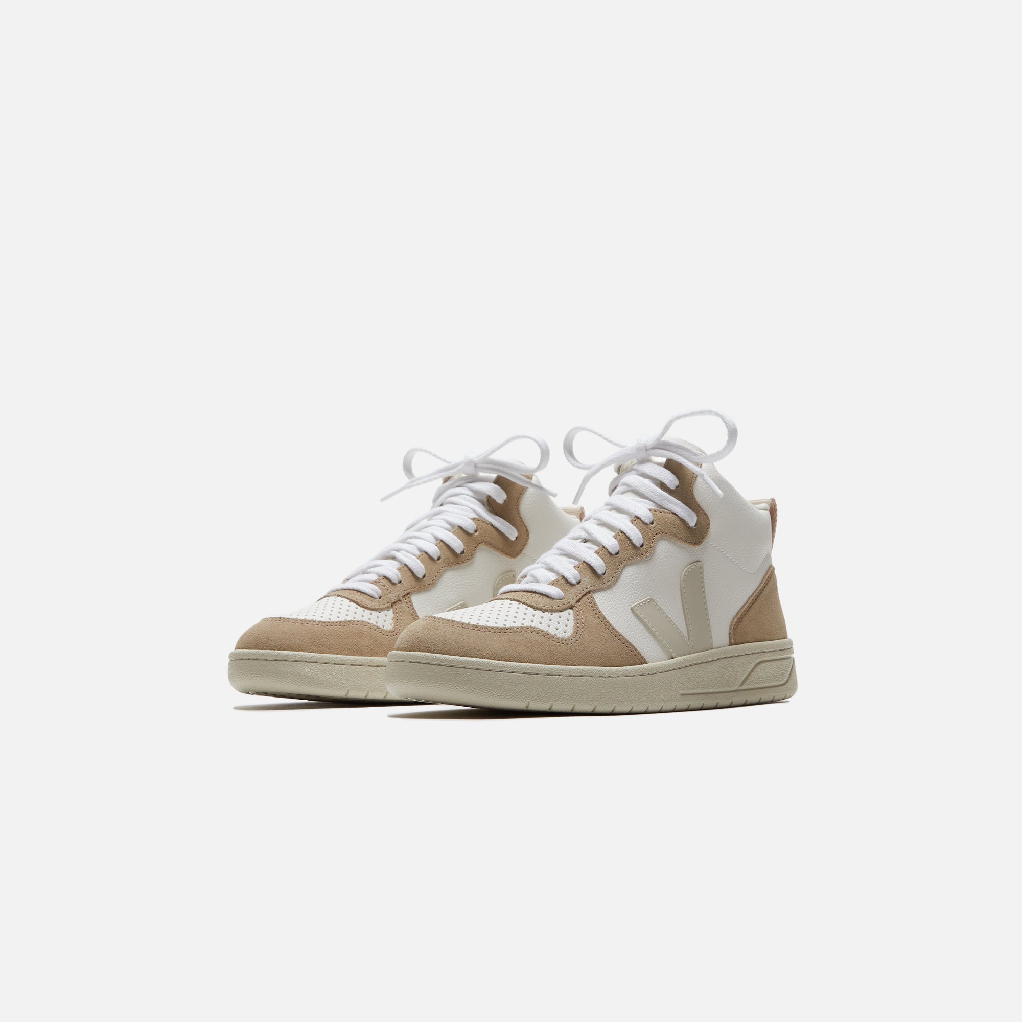 Veja V-15 Bastille - Extra White / Pierre / Sahara