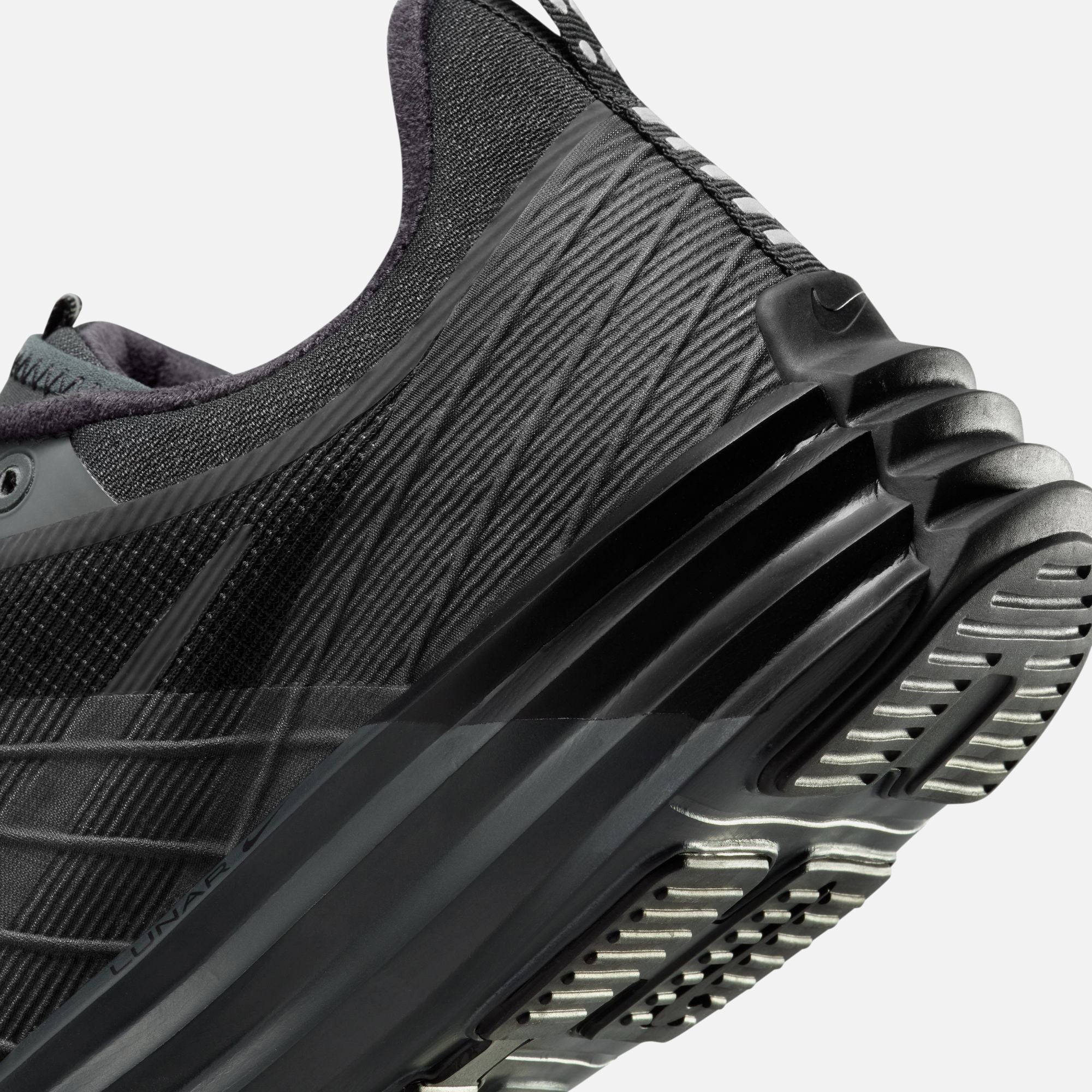 Nike Lunar Roam - Dark Smoke Grey / Dark Smoke Grey / Anthracite / Black