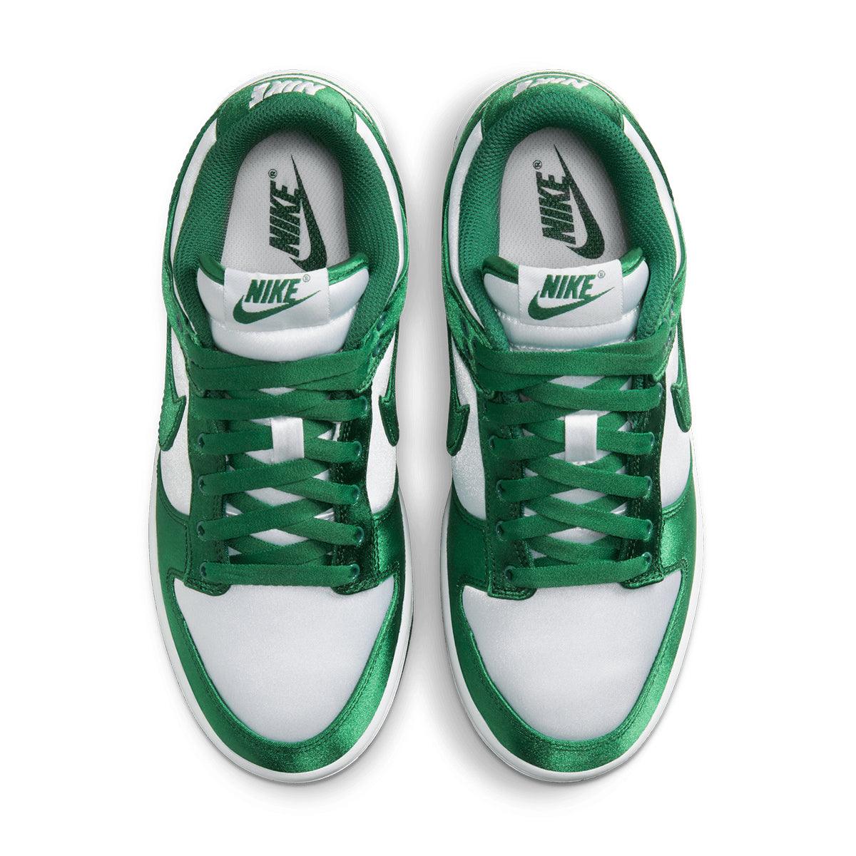 Wmns Dunk Low Essential 'Satin Green'