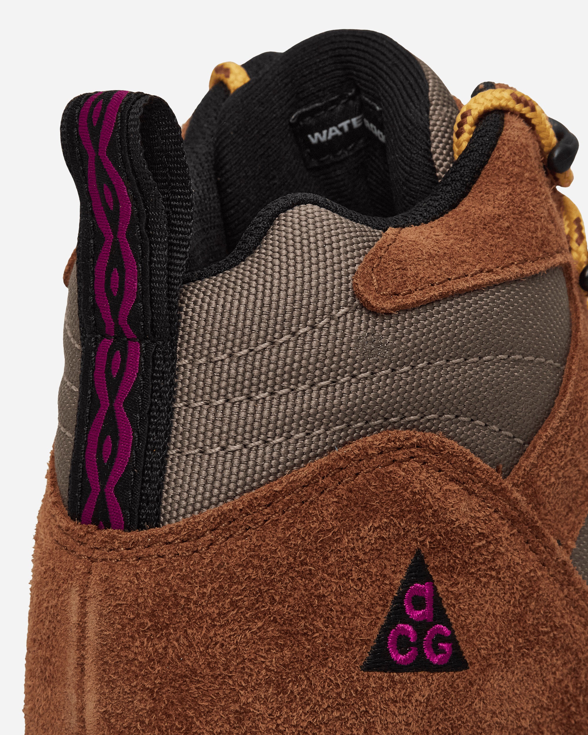 ACG Torre Mid Waterproof Sneakers Pecan / Black / Olive Grey