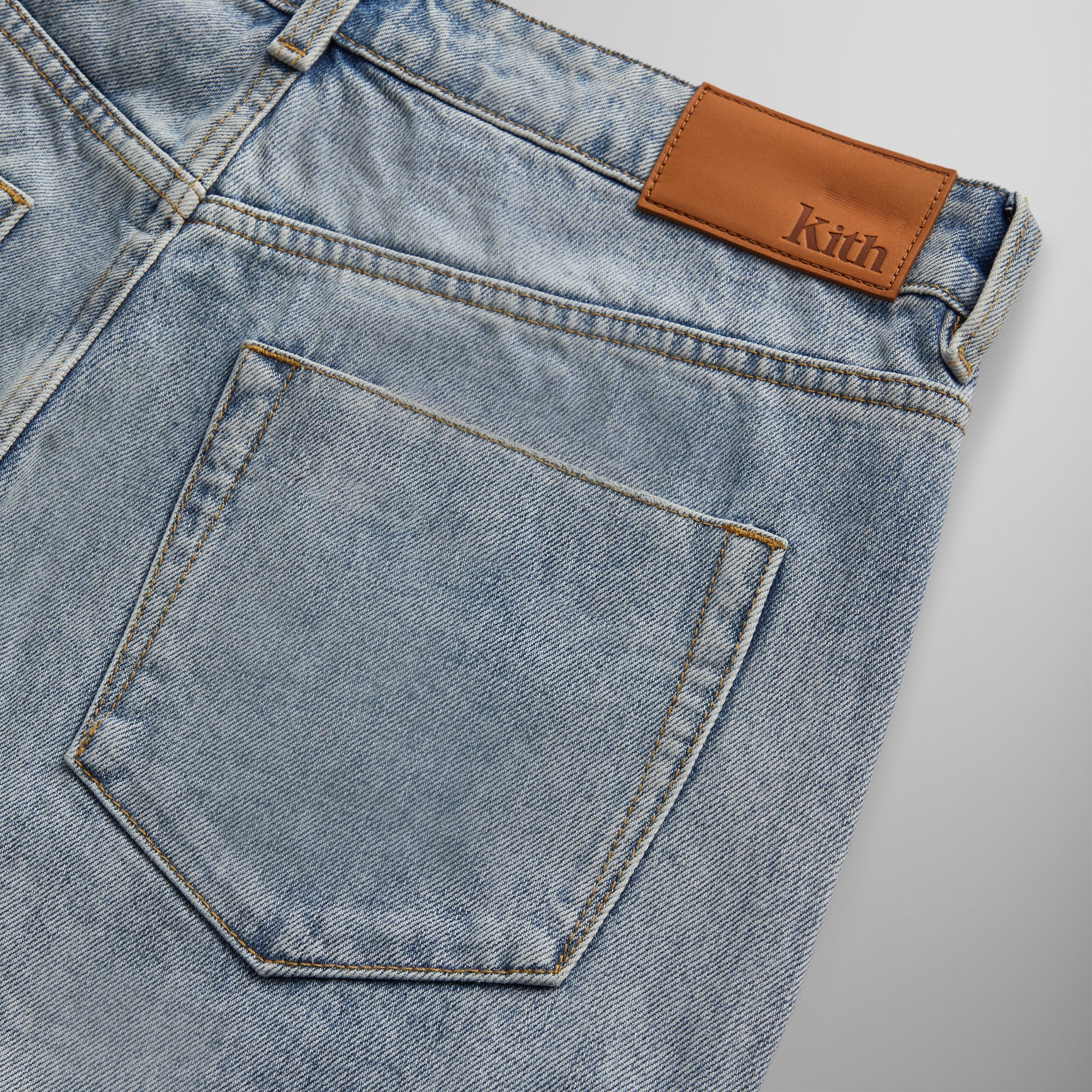 Kith Centre Denim Jean - Light Indigo