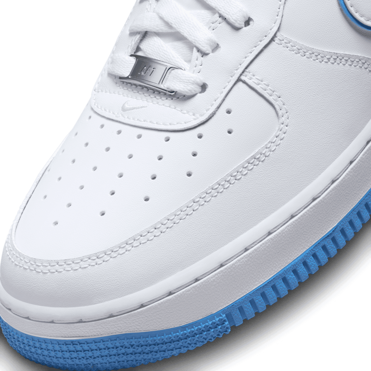 Air Force 1 ’07 'University Blue'