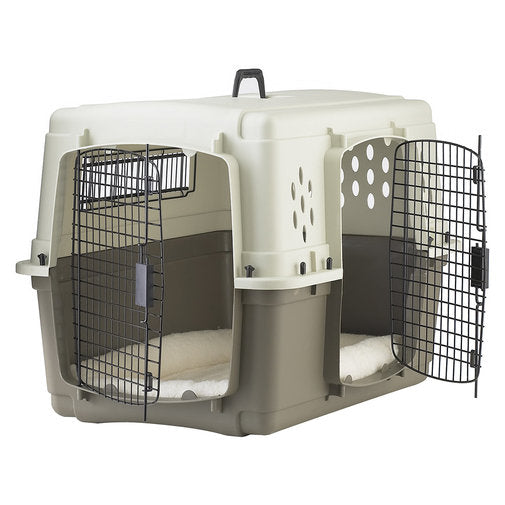 Miller Manufacturing 405073156 157315 26 x 24 x 37 in. Large Plastic Pet Crate