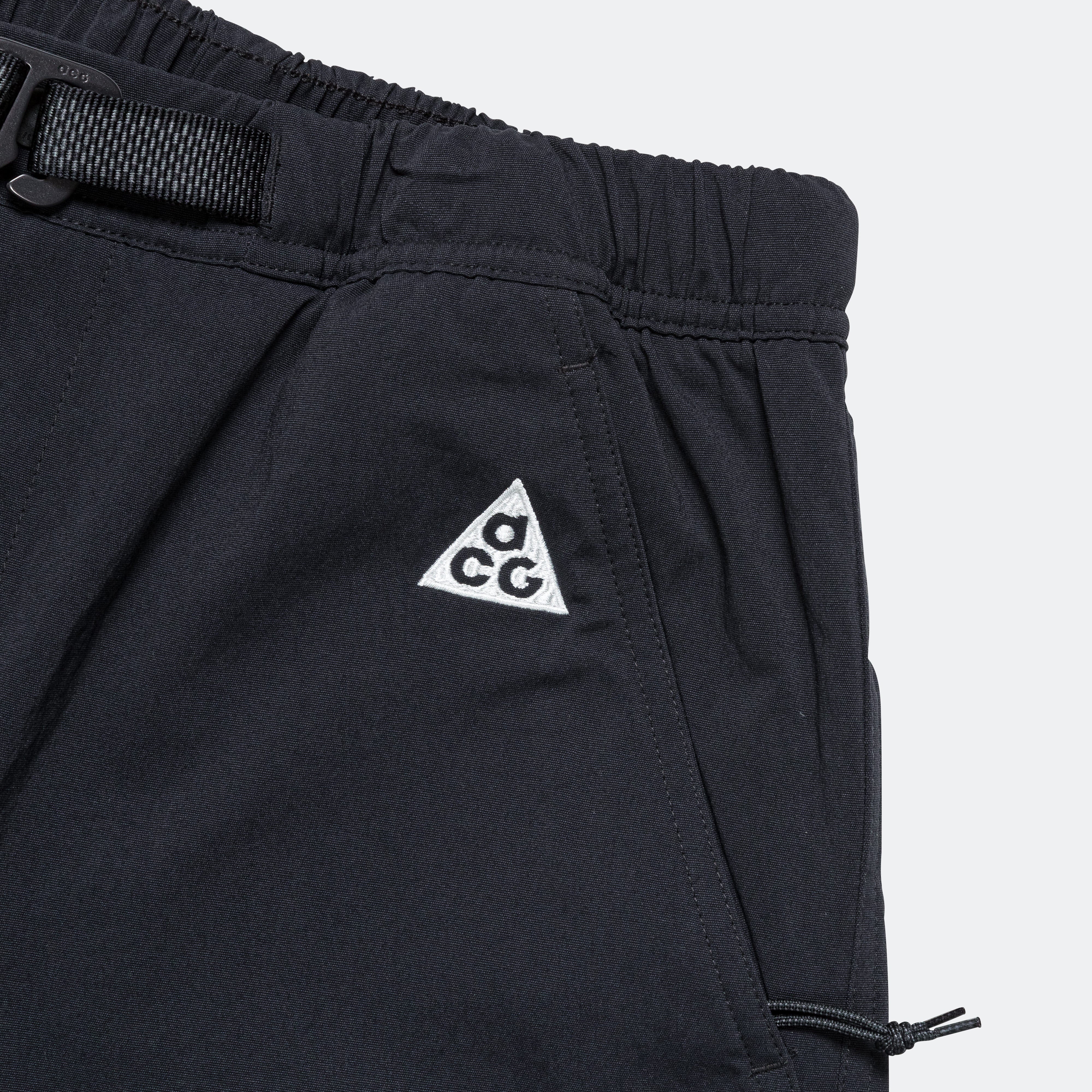 Hike Short - Black/Anthracite-Summit White