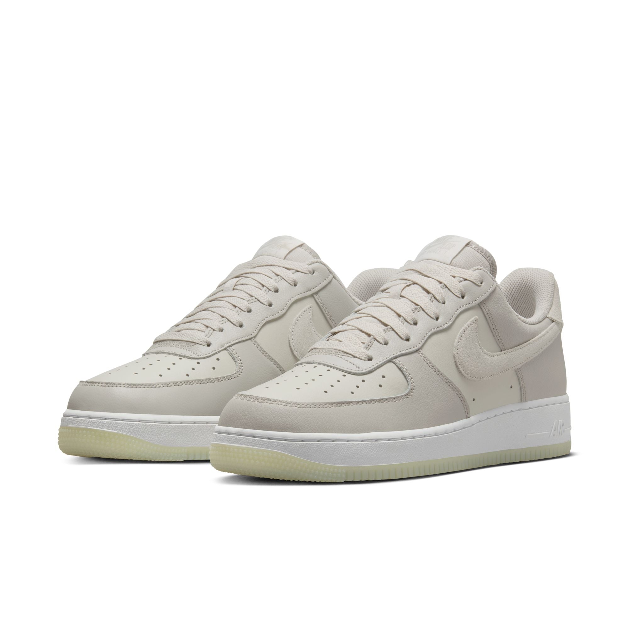 Nike Air Force 1 ‘07 Light Bone Summit White LT Iron Ore FN5832-001