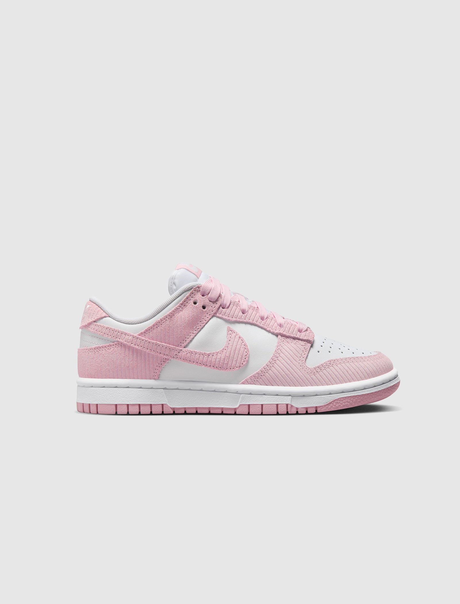 WOMEN'S NIKE DUNK LOW 