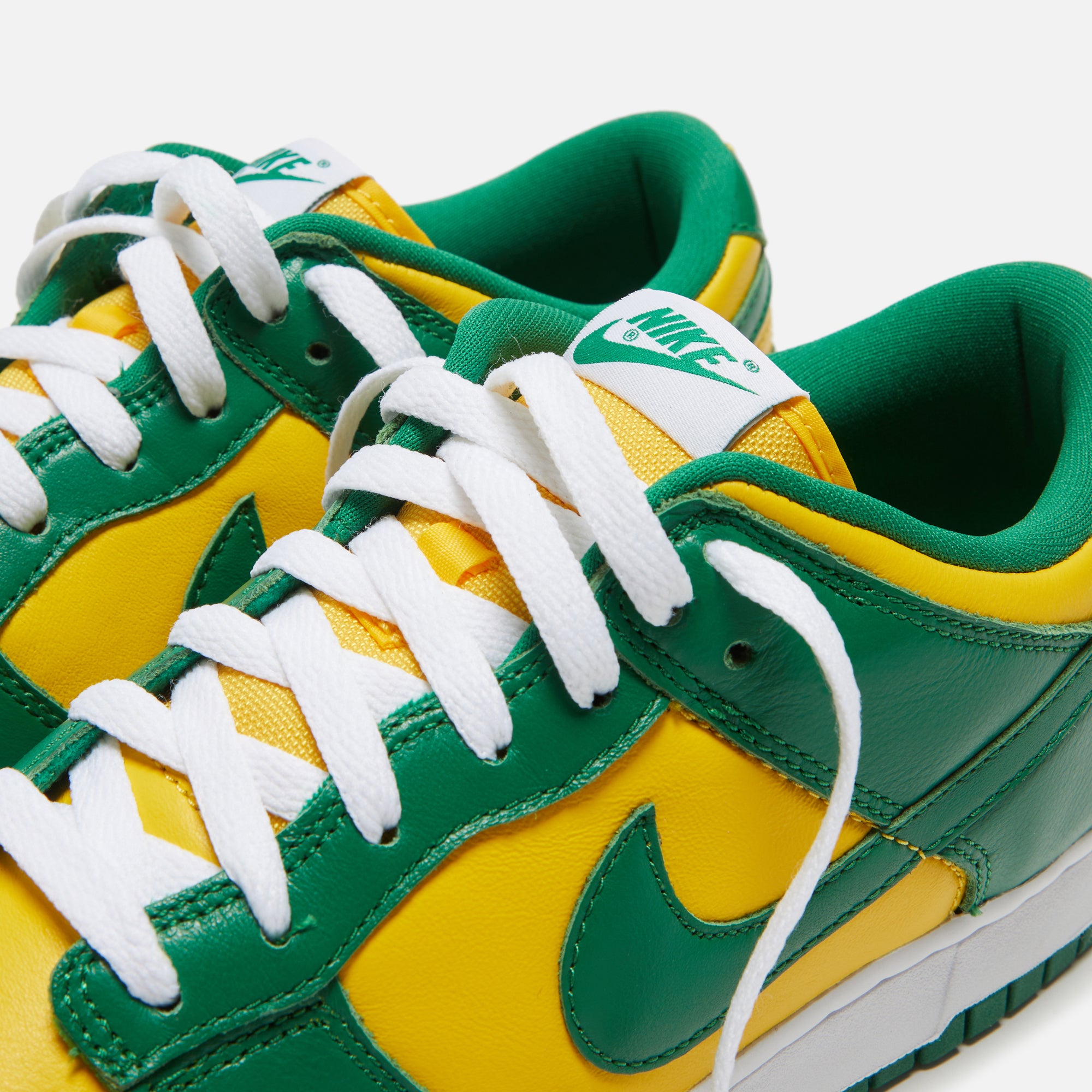 Nike Dunk Low SP - Varsity Maize / Pine Green / White