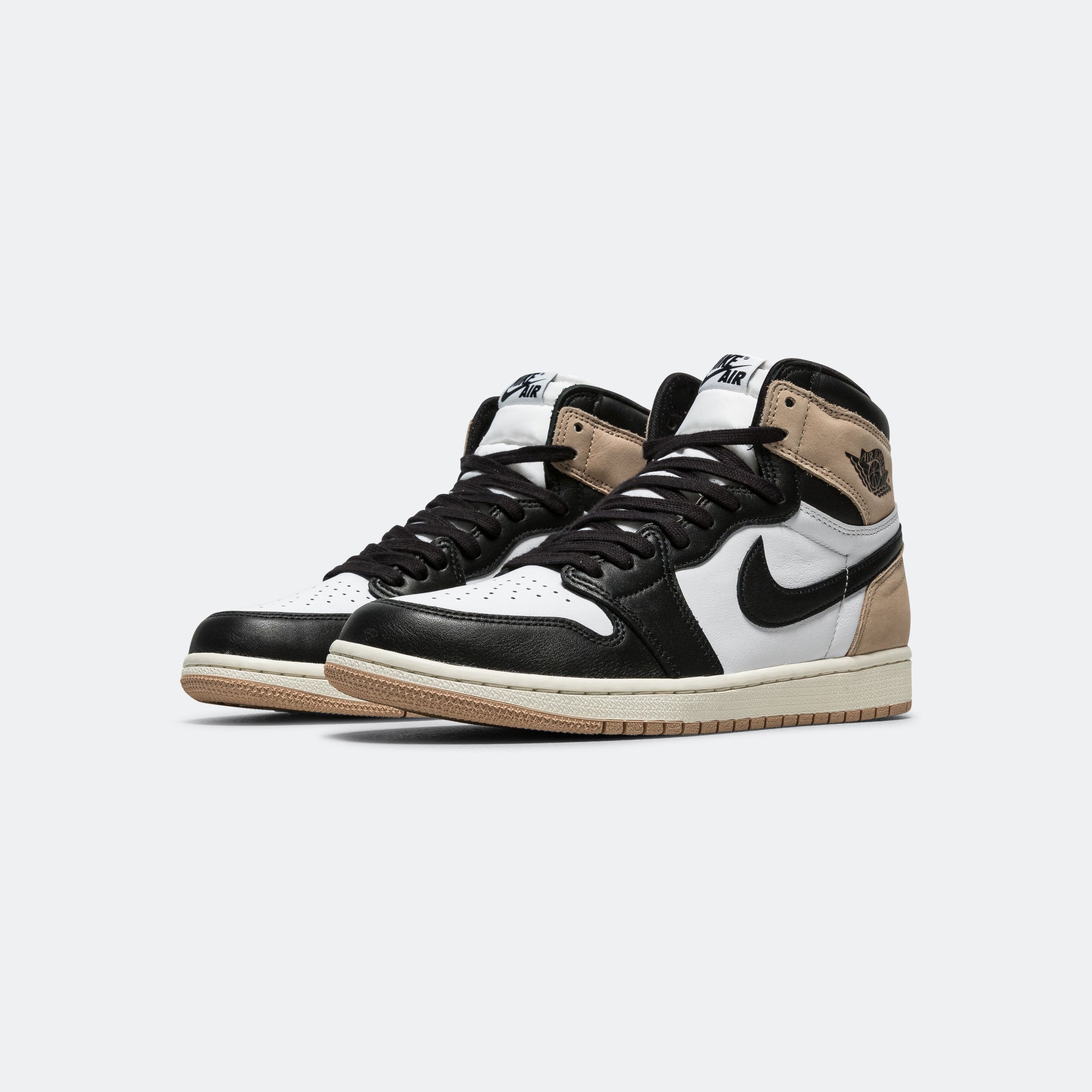 Womens Air Jordan 1 Retro High OG - Black/Legend MD Brown-White-Sail