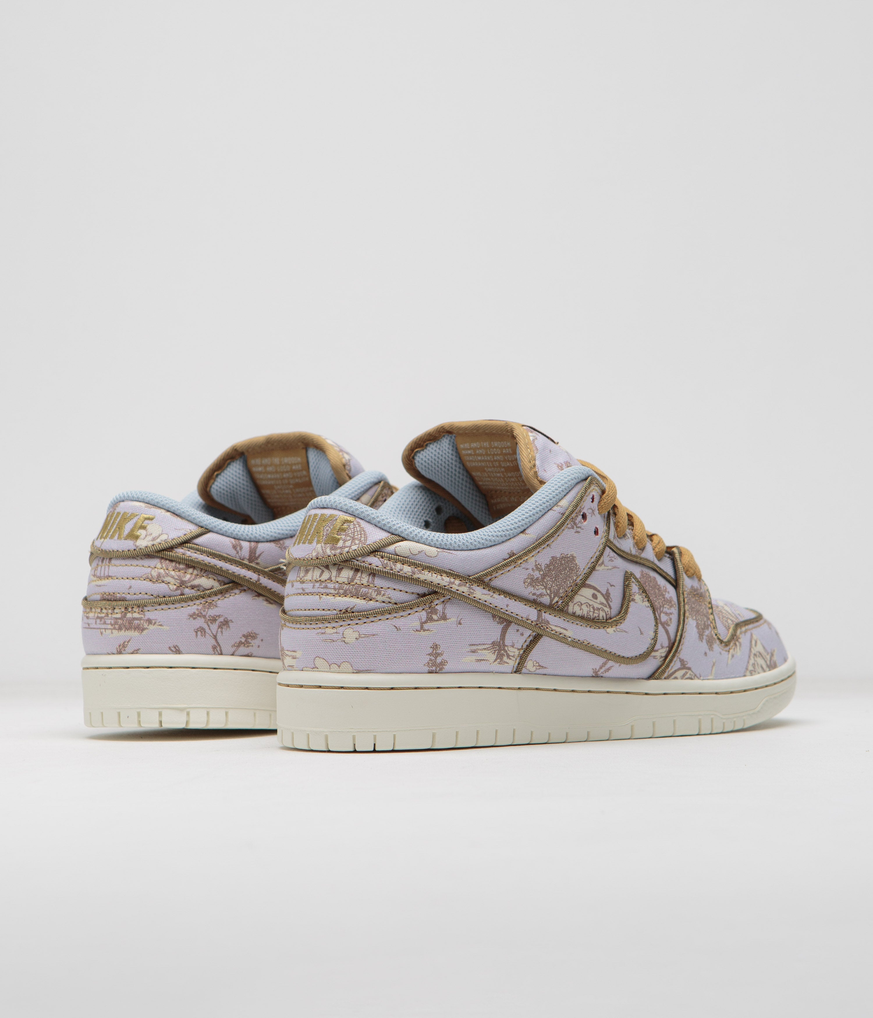 Nike SB City of Style Dunk Low Pro Premium Shoes - Football Grey / Coconut Milk - Khaki