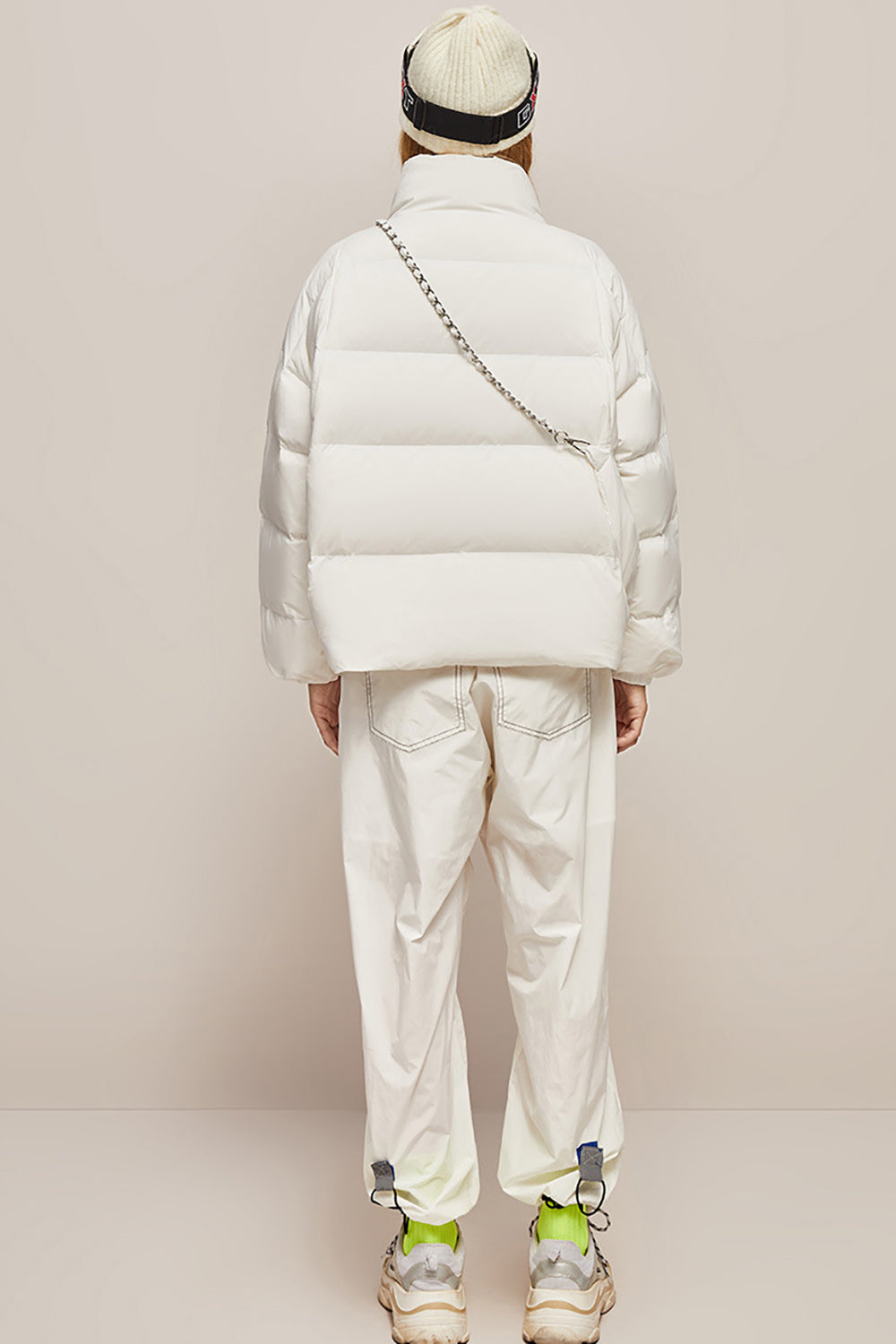 Loose Stand Collar White Short Down Jacket