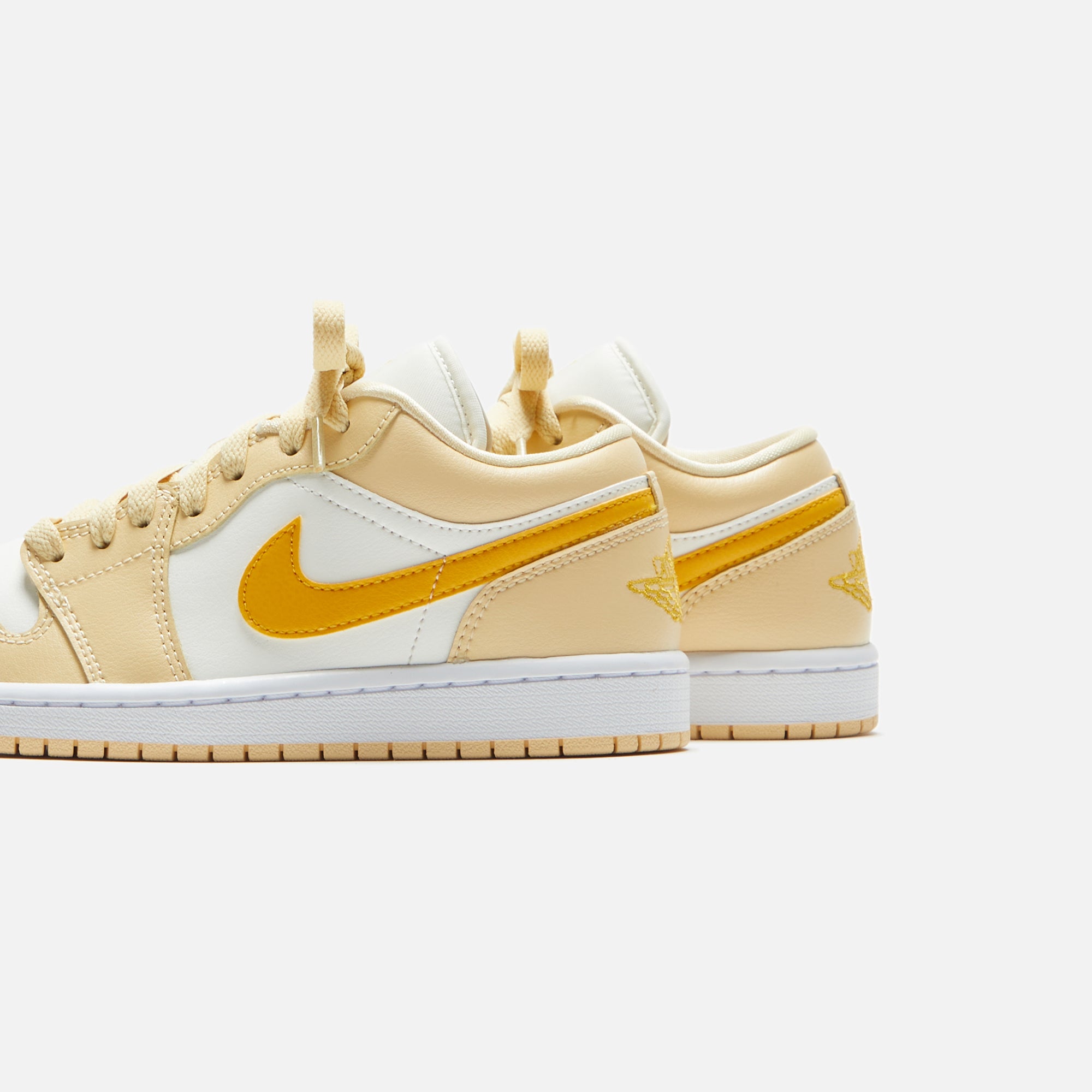 Nike WMNS Air Jordan 1 Low - Sail / Yellow Ochre / Legend