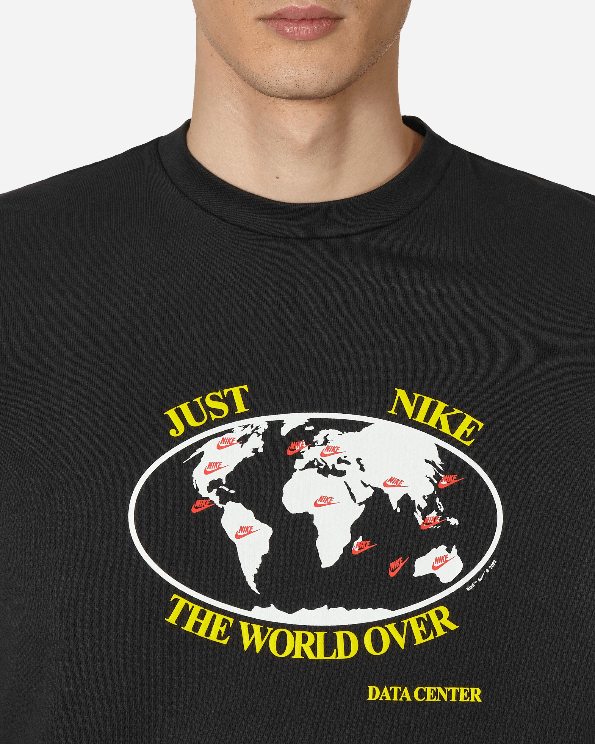 Worldover T-Shirt Black